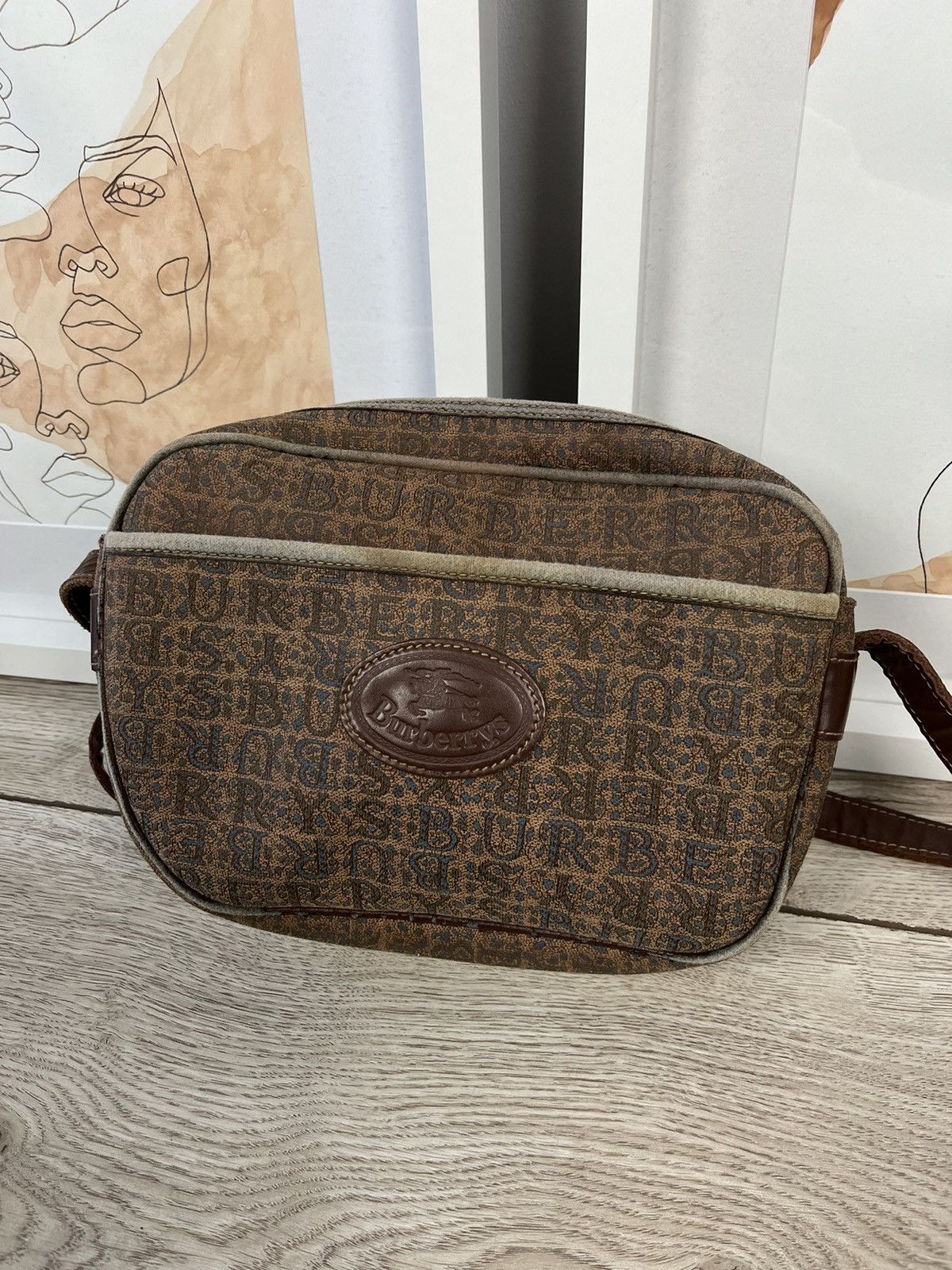 image of 90's Full Pattern Burberrys Cross Body Bag Vintage in Brown, Women's