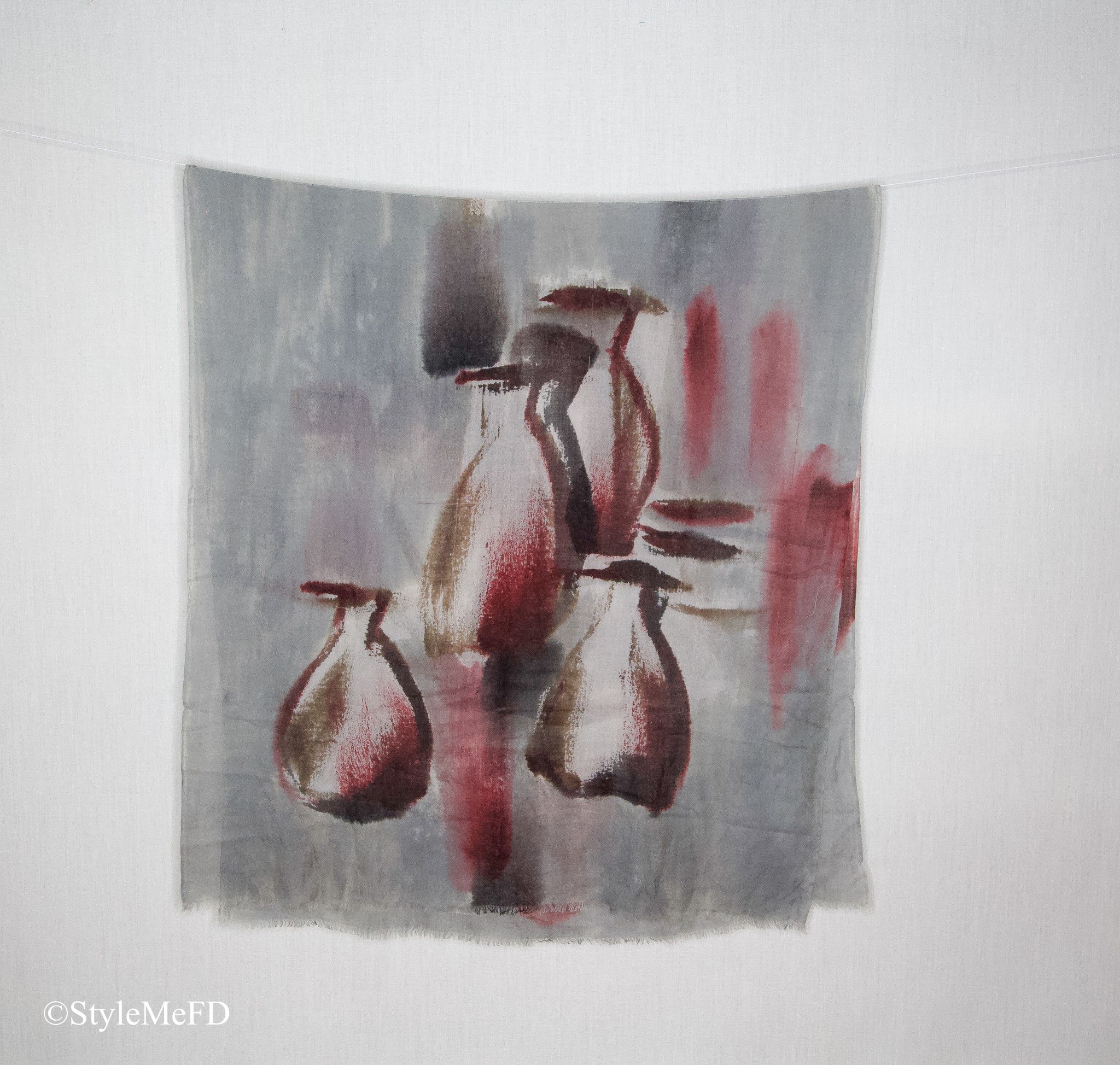 Vintage VINTAGE 100% Silk Grey & Red Pashmina Size ONE SIZE - 1 Thumbnail
