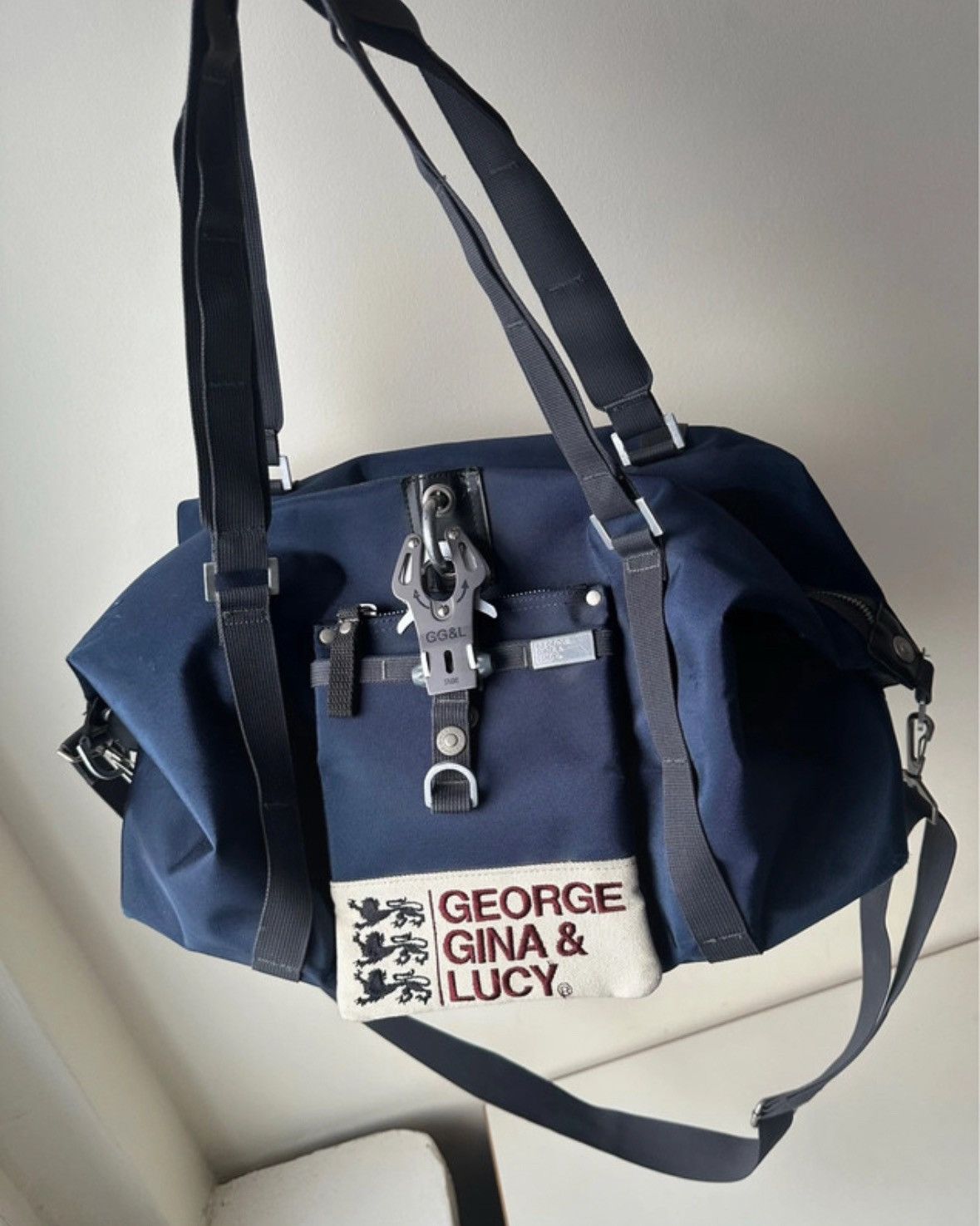 George Gina Lucy Midrange navy vintage bag