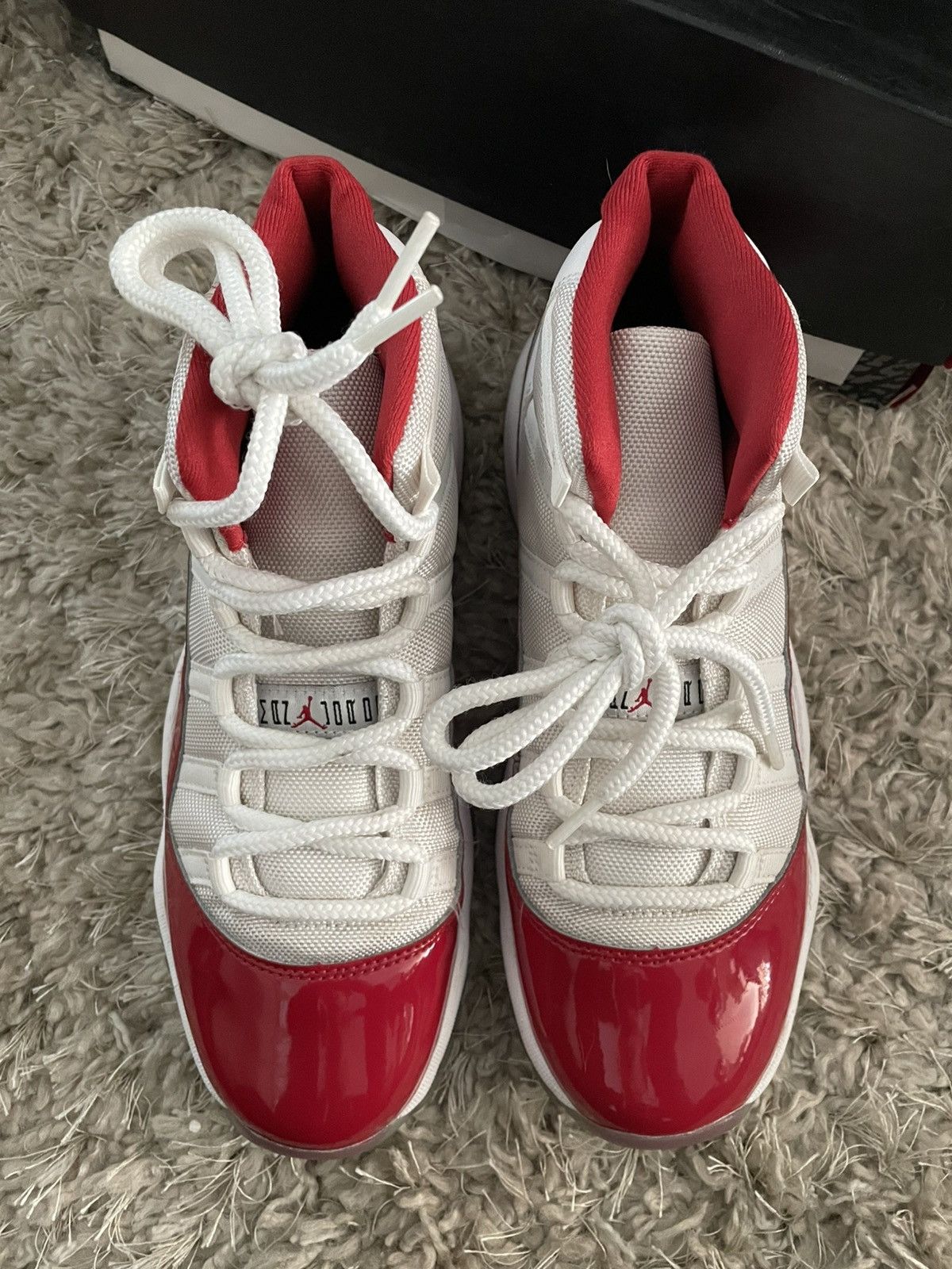 Jordan Brand Jordan 11 Cherry GS Size US 7 / EU 40 - 5 Thumbnail