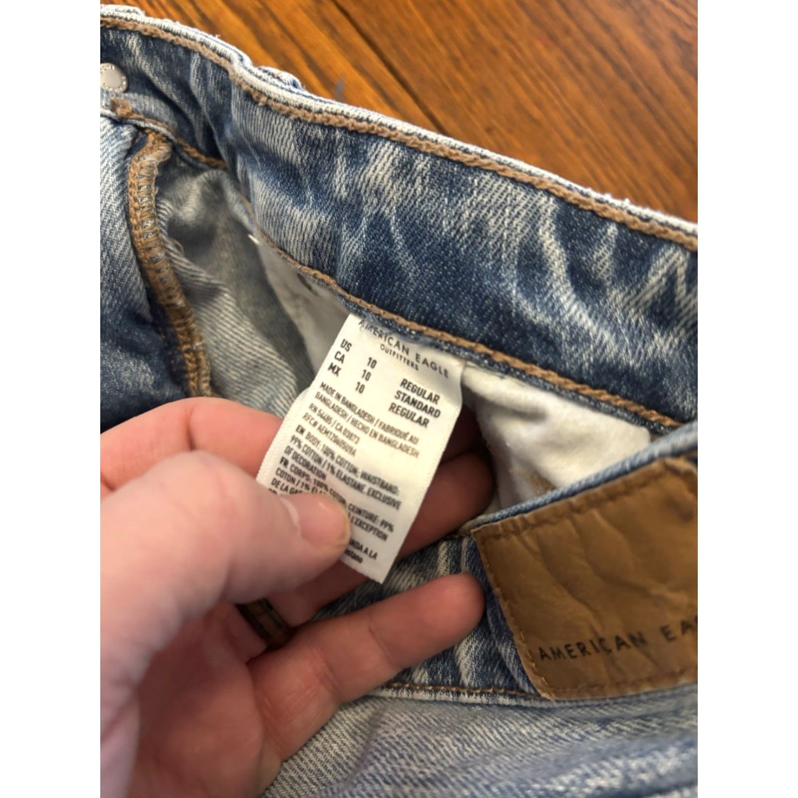 Vintage American Eagle Jeans Women’s Size 10 Blue Distressed Denim Mom Straight 5-Pocket Casual All Seasons Womens Size 32" / US 10 / IT 46 - 2 Thumbnail