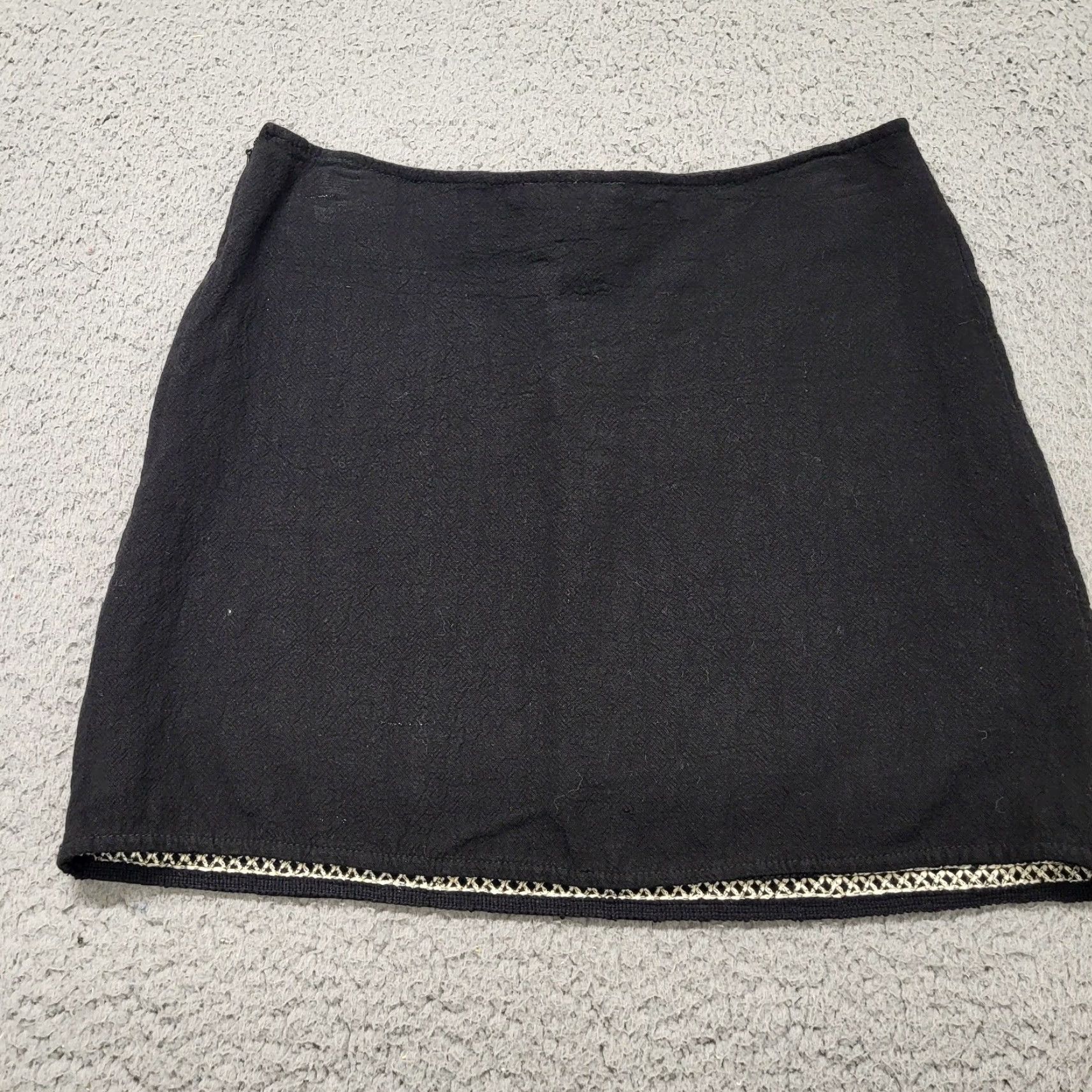 Vintage UMGEE Floral Embroidered Skirt Women’s Size Small Boho Mini Black Red Birds Skirt Mini Bohemian Festival Women Size 28" / US 6 / IT 42 - 3 Thumbnail