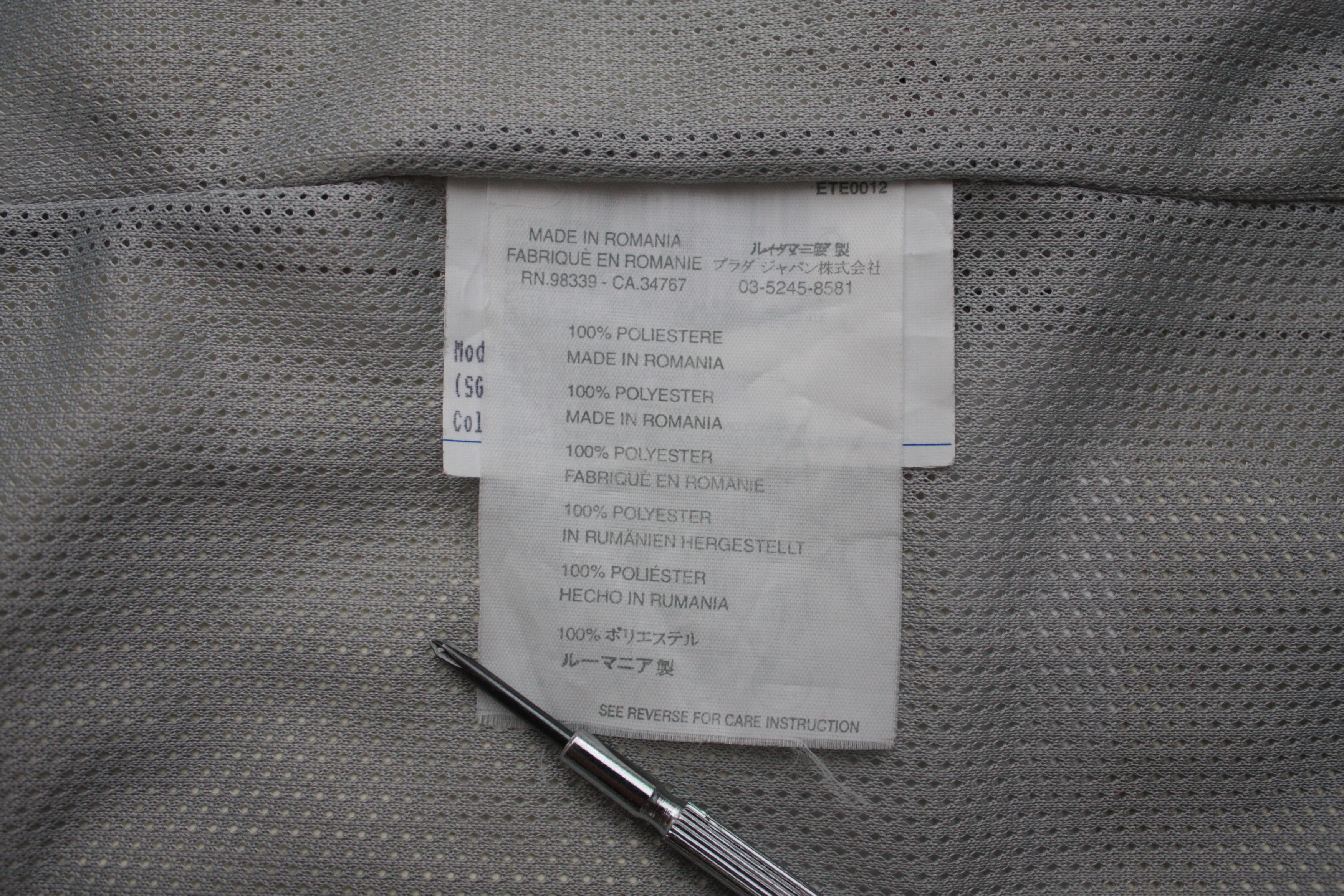 Prada Prada Gore-Tex Beige Jacket Men's 48 Made In Romania Size US M / EU 48-50 / 2 - 8 Thumbnail