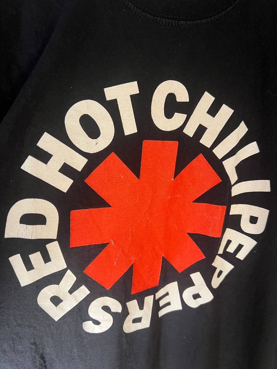 Band Tees VINTAGE HOT CHILI PEPPERS RED TOUR ROCK METAL PUNK Y2K 90s Size US L / EU 52-54 / 3 - 3 Thumbnail