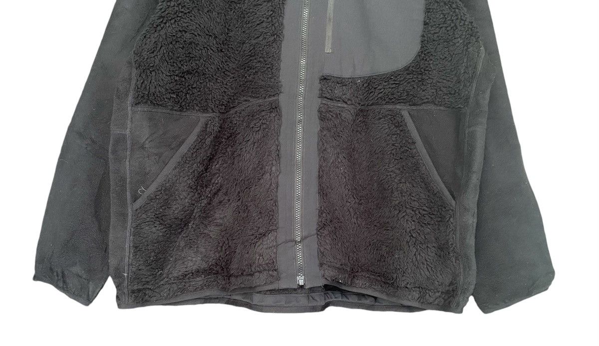 Other UNIQLO WHITE MOUNTAINEERING Fleece Hoodie Zipper Jacket Size US XL / EU 56 / 4 - 4 Thumbnail