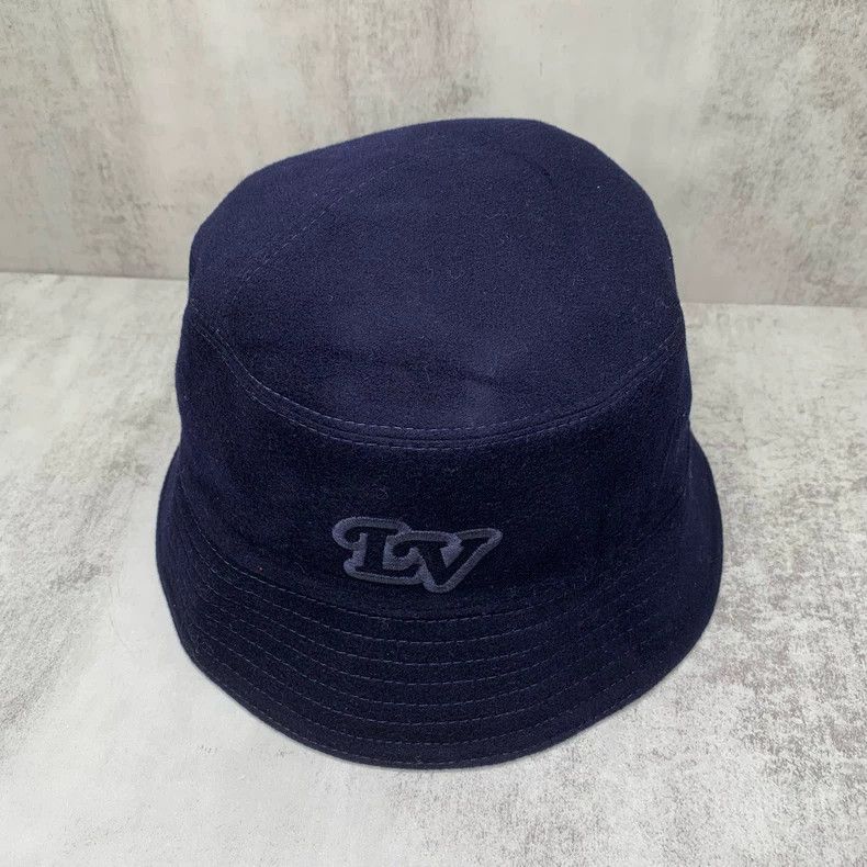Louis Vuitton Louis Vuitton Fisherman's hat with full print of old flowe Size ONE SIZE - 2 Thumbnail