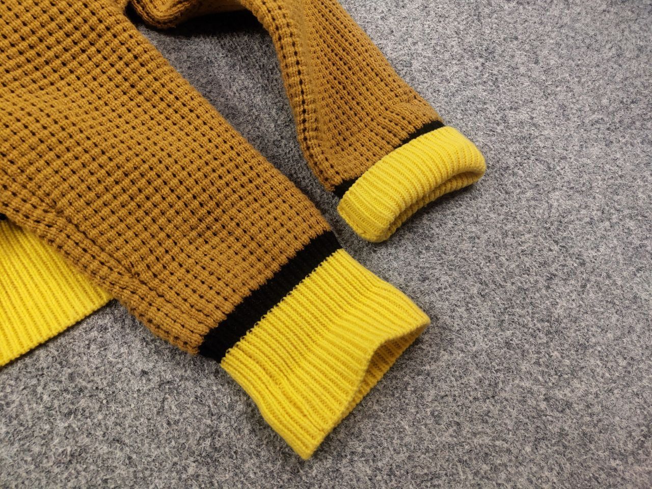 Marni Marni x Uniqlo Designer FW22 Knitted Vneck Cropped Sweater Size XL / US 12-14 / IT 48-50 - 12 Thumbnail