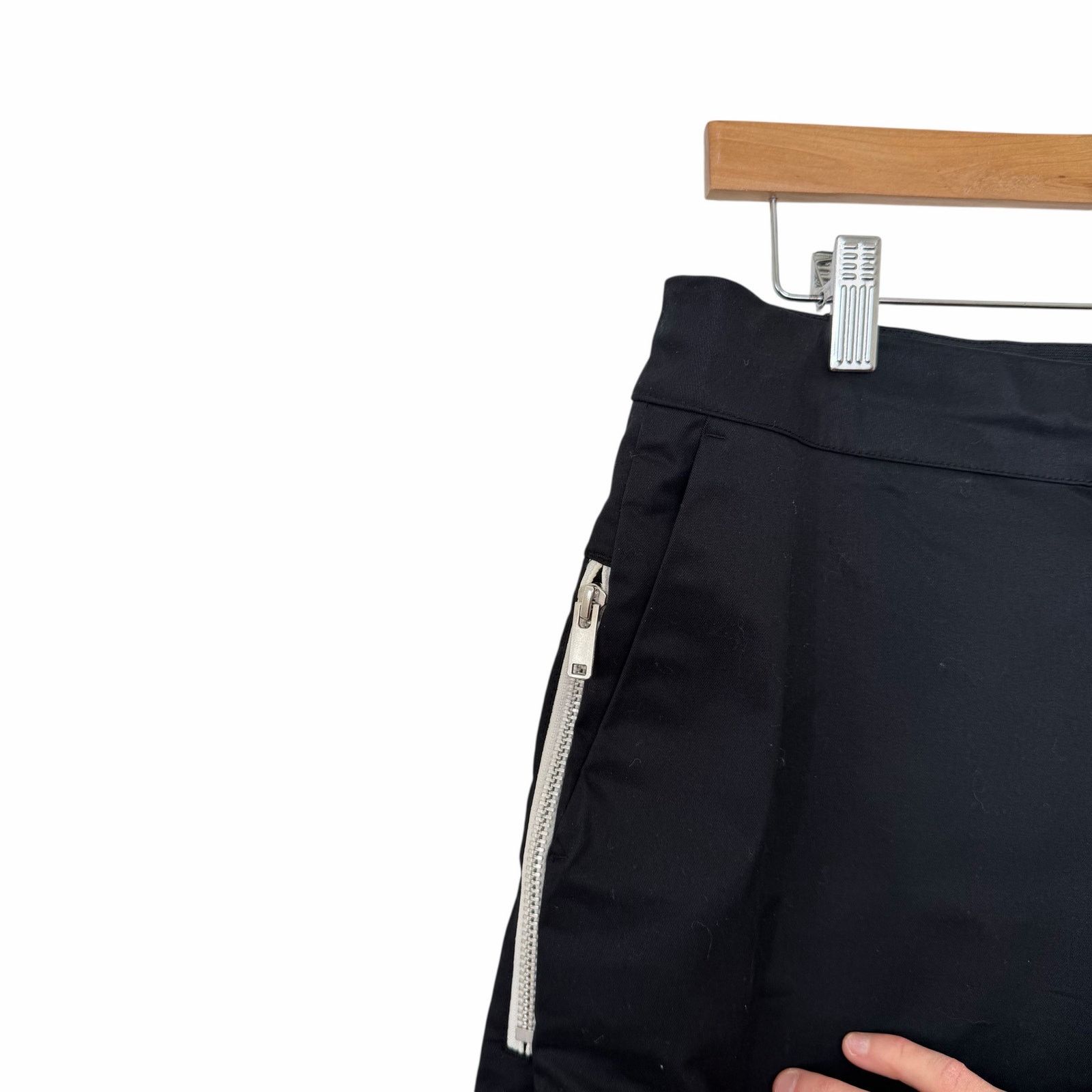 Nike Nike Essentials Black Tapered Leg Cropped Pants Sz 32 Size US 32 / EU 48 - 2 Thumbnail