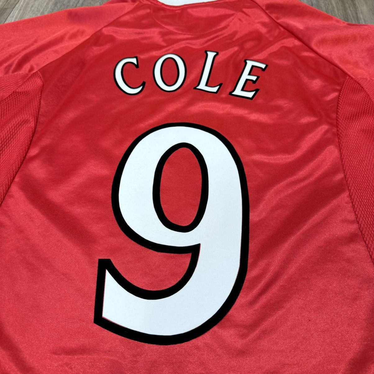 Umbro manchester united 99/00 champions league home shirt #9 Cole Size US M / EU 48-50 / 2 - 9 Thumbnail