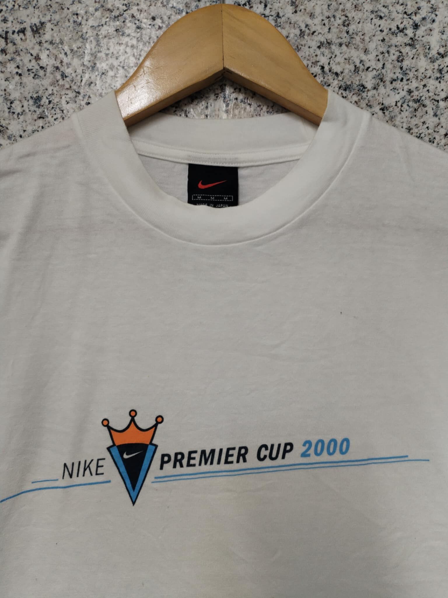 Nike Thrashed Sun Faded Nike Shirt Distressed Grunge Band Size US M / EU 48-50 / 2 - 3 Thumbnail