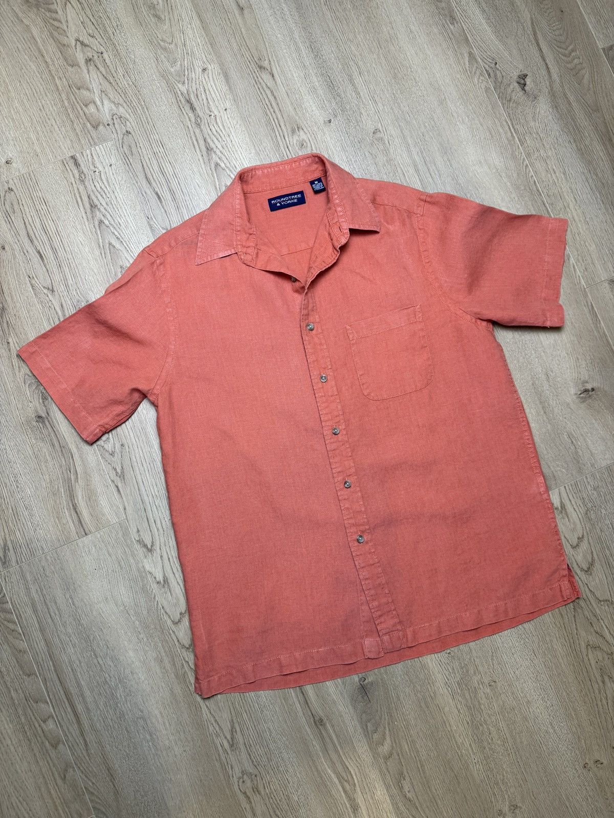 Roundtree & Yorke Roundtree&Yorke men’s linen shirt M size Size US M / EU 48-50 / 2 - 11 Thumbnail