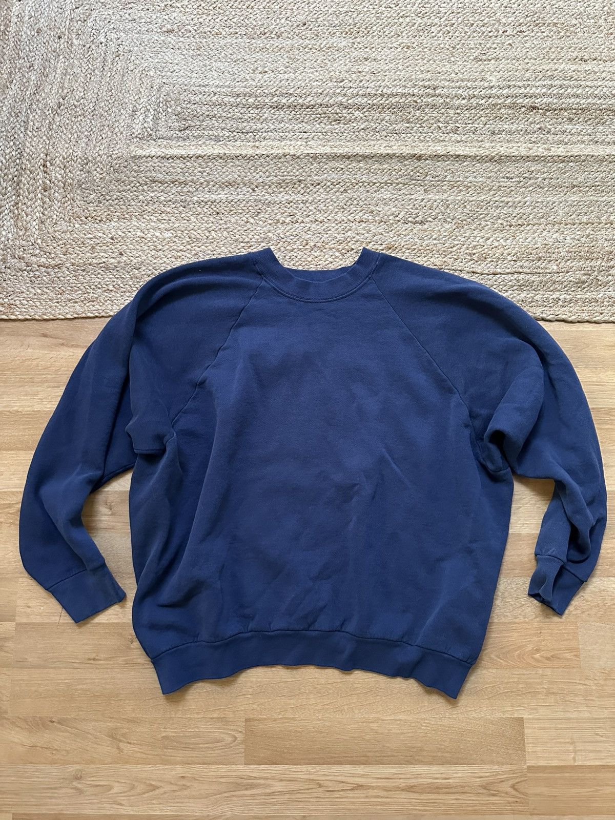Vintage Vintage faded navy blue crewneck Size US XL / EU 56 / 4 - 1 Thumbnail