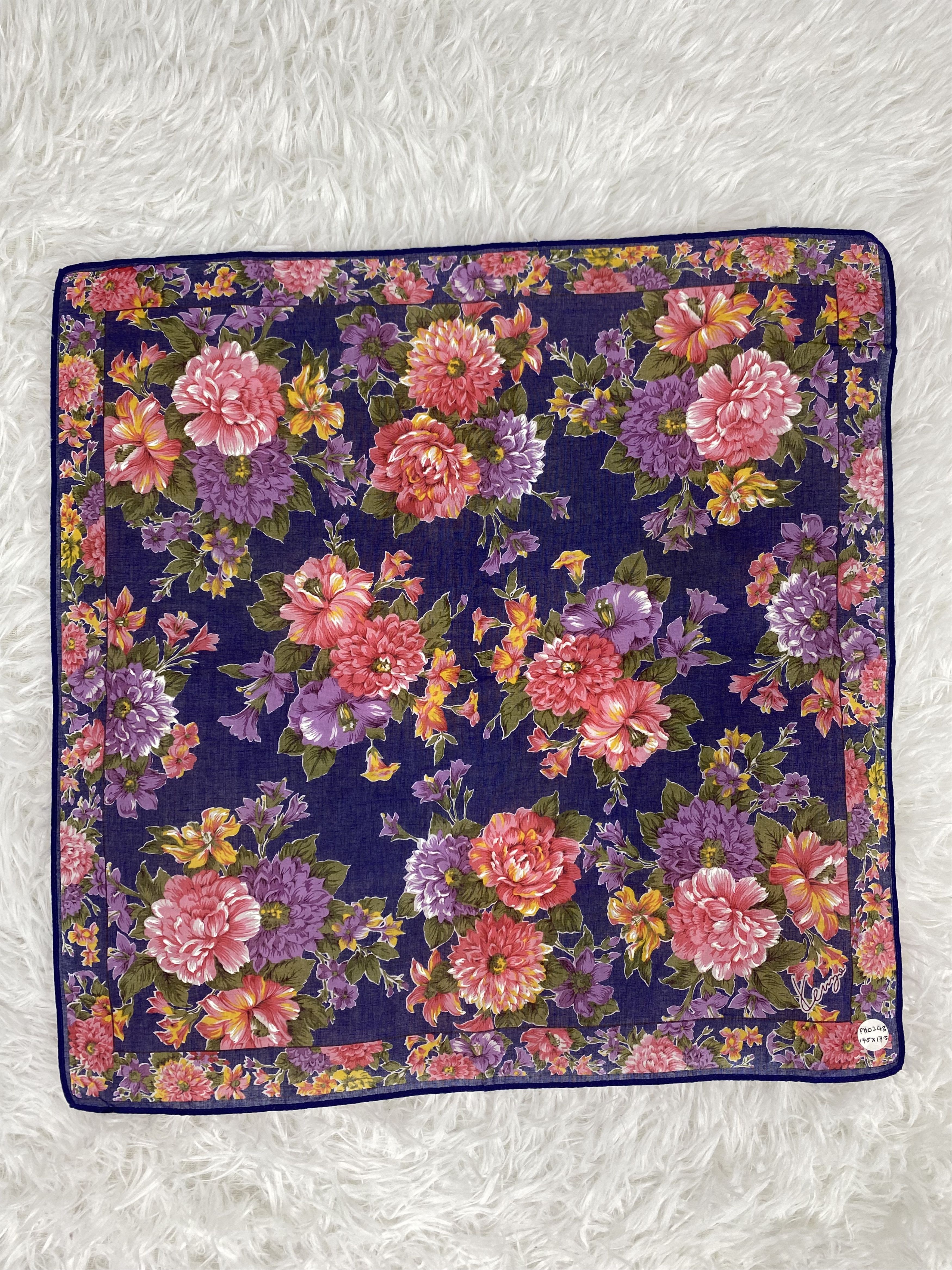Kenzo Vintage Kenzo Handkerchief Neckerchief PH0248 Size ONE SIZE - 3 Thumbnail