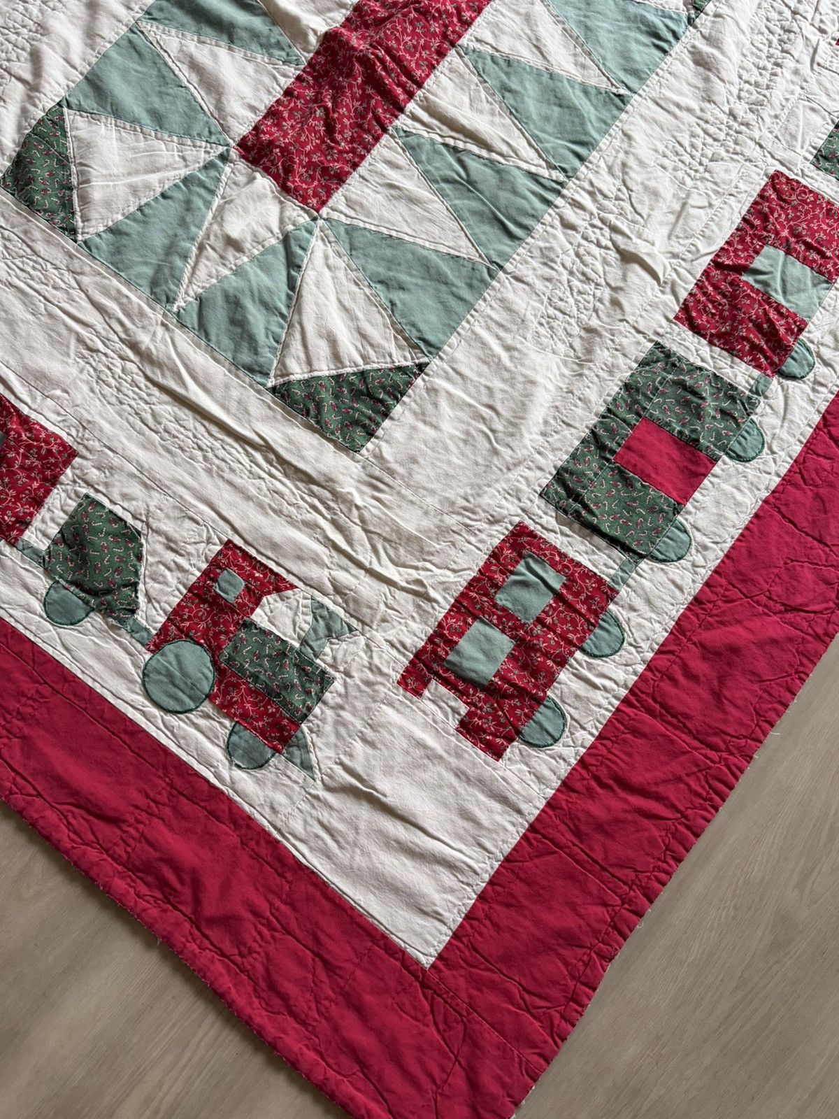 Vintage Vintage American Pacific Ent Train Locomotive Quilt *Dist Size ONE SIZE - 3 Thumbnail