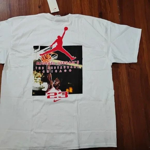 Nike NWT Vintage Nike Michael Jordan's The Restaurant T-Shirt Size US XXL / EU 58 / 5 - 8 Thumbnail