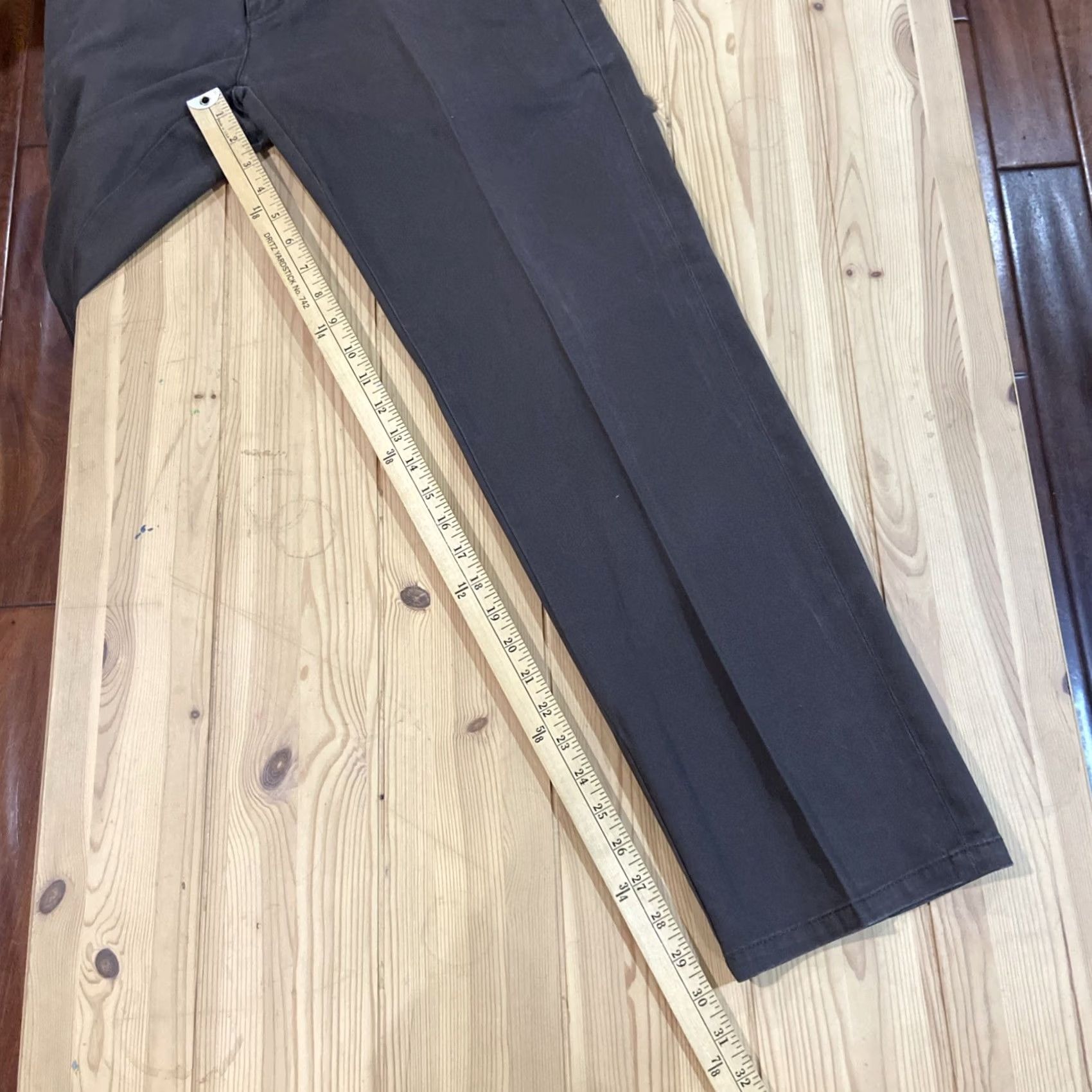 Nike Nike SB Pants Mens 30 Brown Chino Stretch Cotton Casual Straight Leg Logo Pockets 30 Inseam Regular Rise Mid Vintage No Size US 30 / EU 46 - 5 Thumbnail