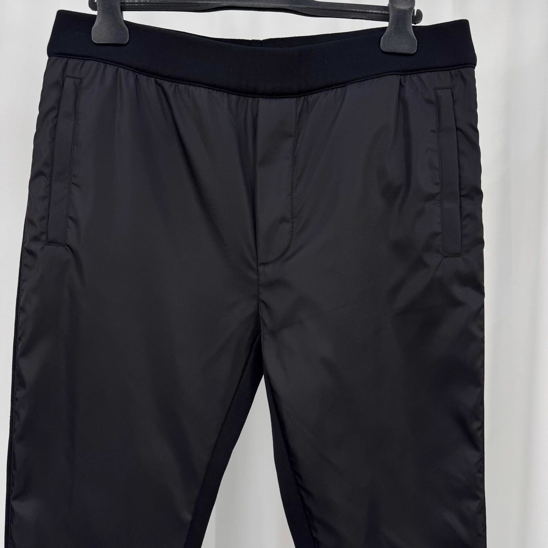 Prada Prada Triangle Logo Nylon Trousers M 99 New KL11375 Size US 32 / EU 48 - 3 Thumbnail