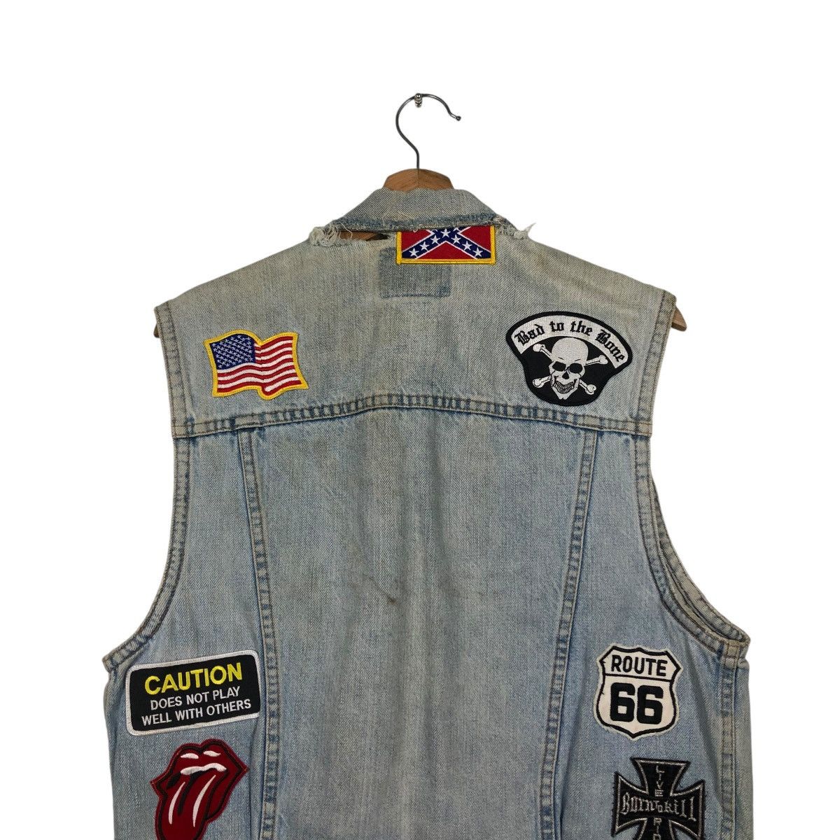 Japanese Brand 🔥DISTRESSED DENIM TANK TOP SLEEVELESS BIG JOHN USA PATCHES Size US M / EU 48-50 / 2 - 16 Thumbnail