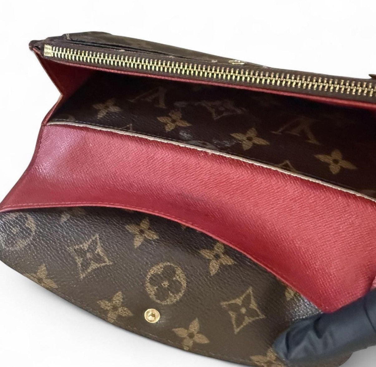 Louis Vuitton Vintage Louis Vuitton Emilie Rouge Monogram wallet Size ONE SIZE - 4 Thumbnail