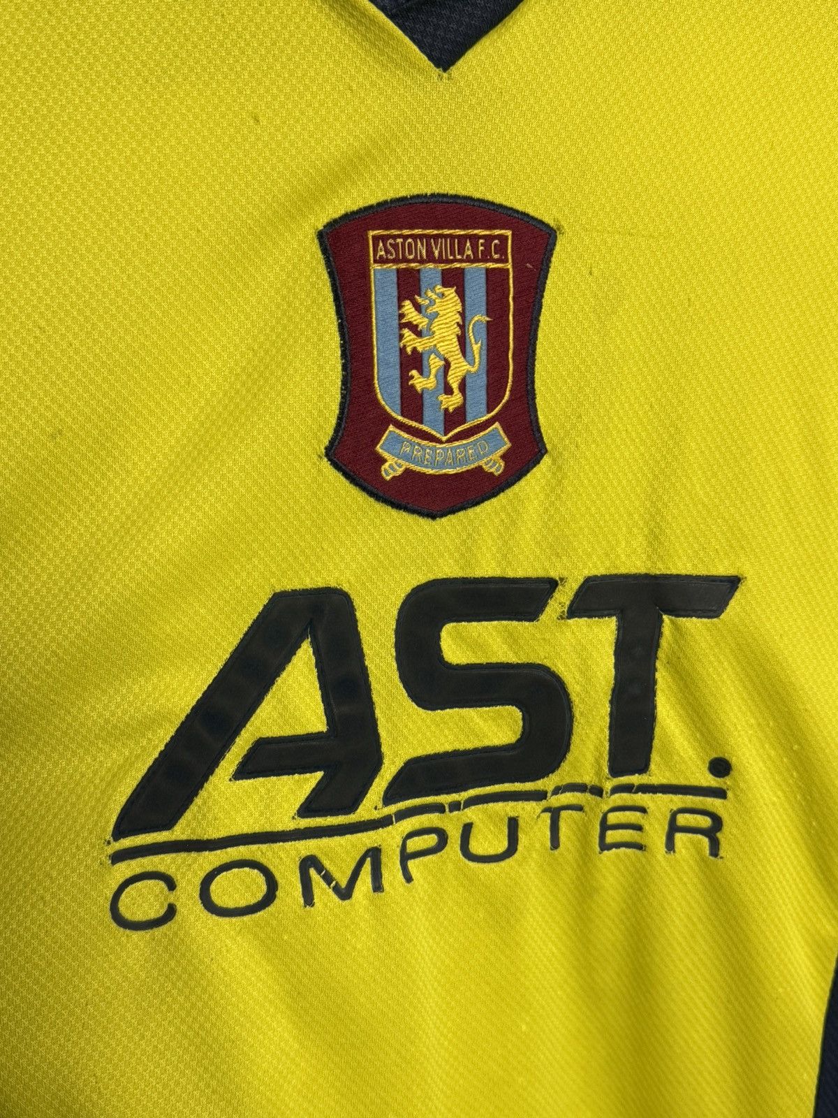 Reebok Aston Villa 97/98 Goalkeeper Football Long Sleeve Jersey Size US M / EU 48-50 / 2 - 3 Thumbnail
