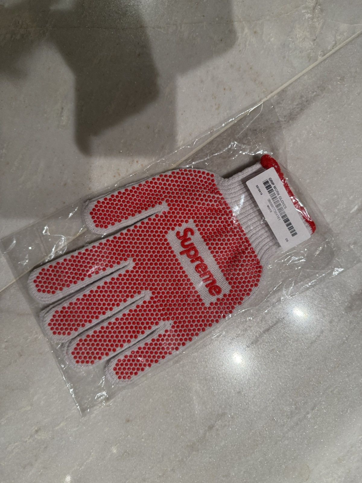 Supreme SUPREME GRIP GLOVES BRAND NEW Size ONE SIZE - 2 Thumbnail