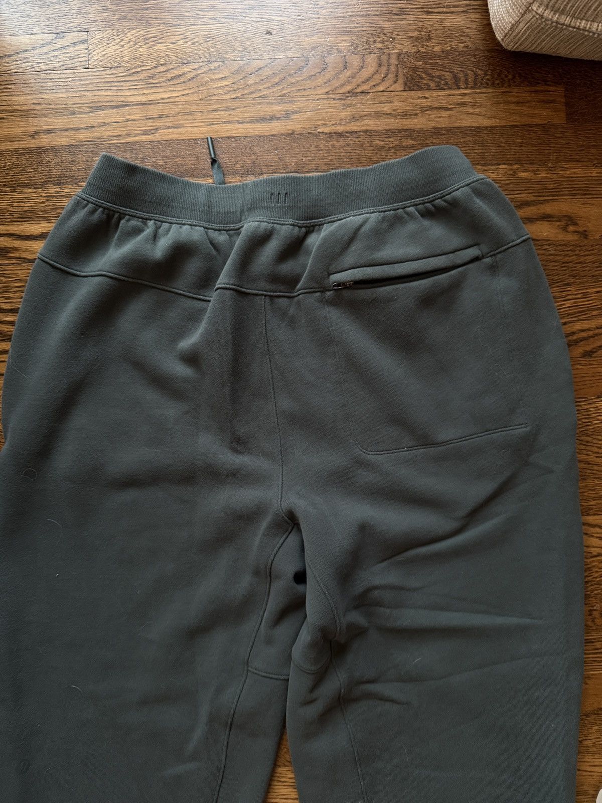 Lululemon Lululemon steady state jogger sweatpants green medium Size US 30 / EU 46 - 3 Thumbnail