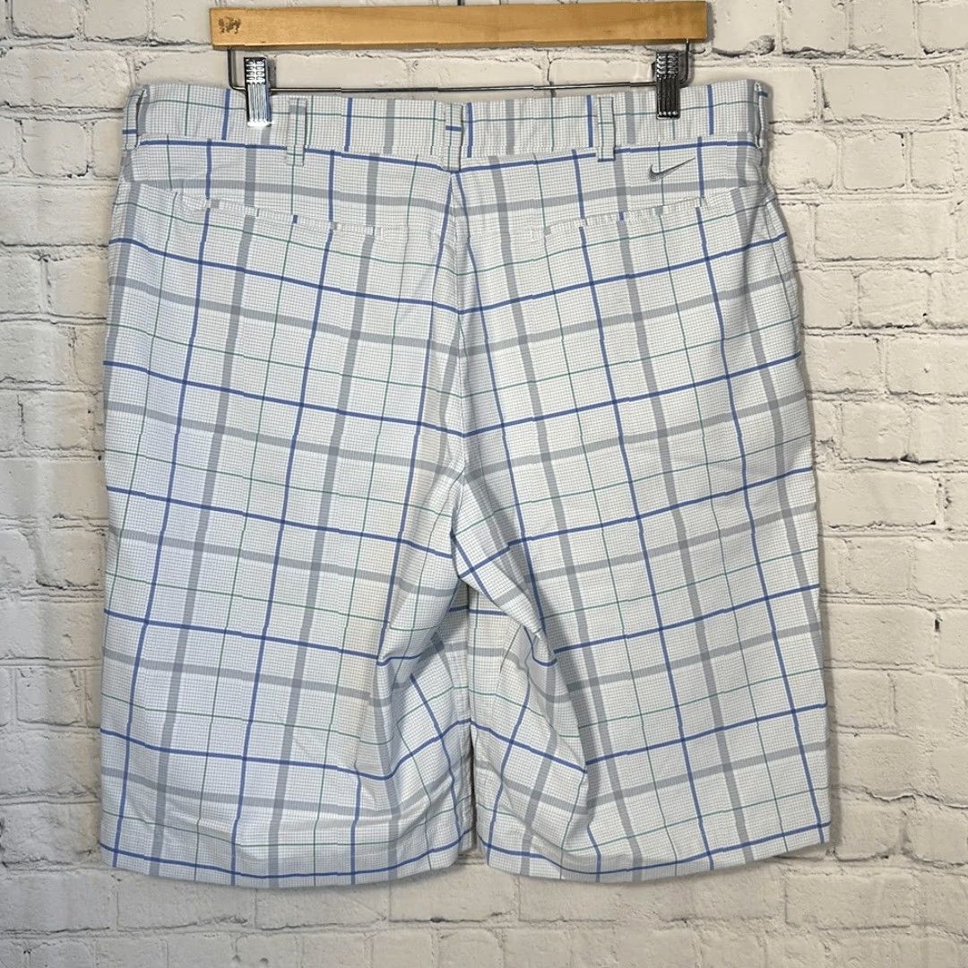 Nike Nike Golf Mens Plaid Golf Shorts 38 Black Chino Regular Mens Size 38 Short Inseam 12” Size US 38 / EU 54 - 3 Thumbnail