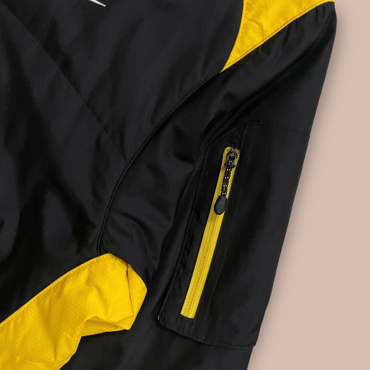 Nike OG 2000's Nike Fit Storm Black&Yellow Hoodie Size US L / EU 52-54 / 3 - 7 Thumbnail
