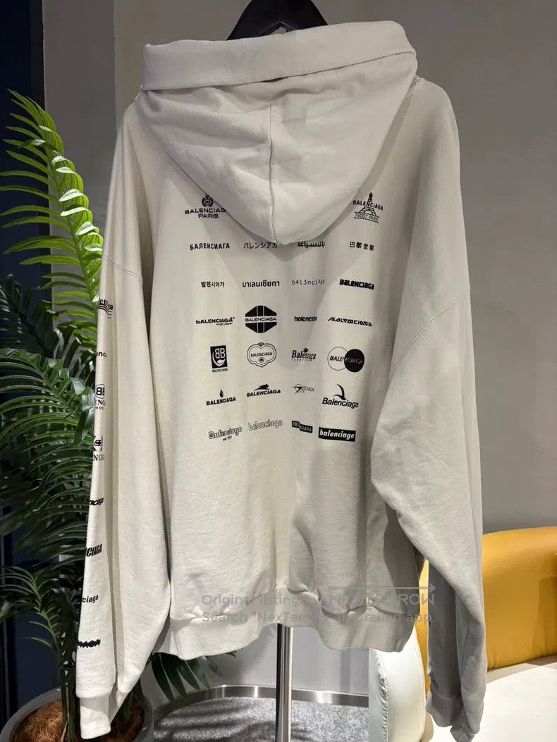 Balenciaga Balenciaga Letter Logo Printed Beige Hoodie, Size L Size US L / EU 52-54 / 3 - 2 Thumbnail