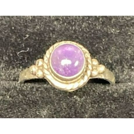 Other Vintage Silver Ring With Amethyst Gemstone - Size 6 Size ONE SIZE - 2 Thumbnail