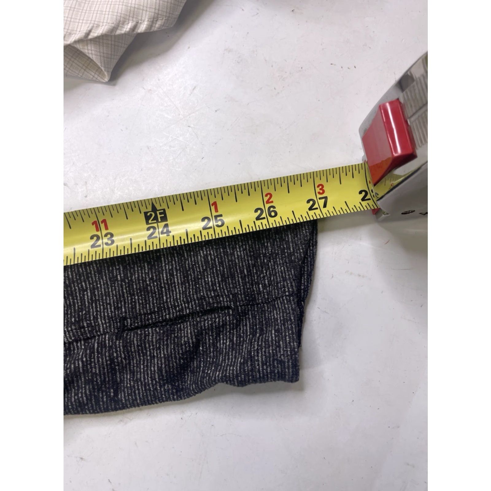 Lululemon Lululemon Athletica Long Sleeve Shirt Womens Size 8 Heathered Gray Black Size M / US 6-8 / IT 42-44 - 5 Thumbnail