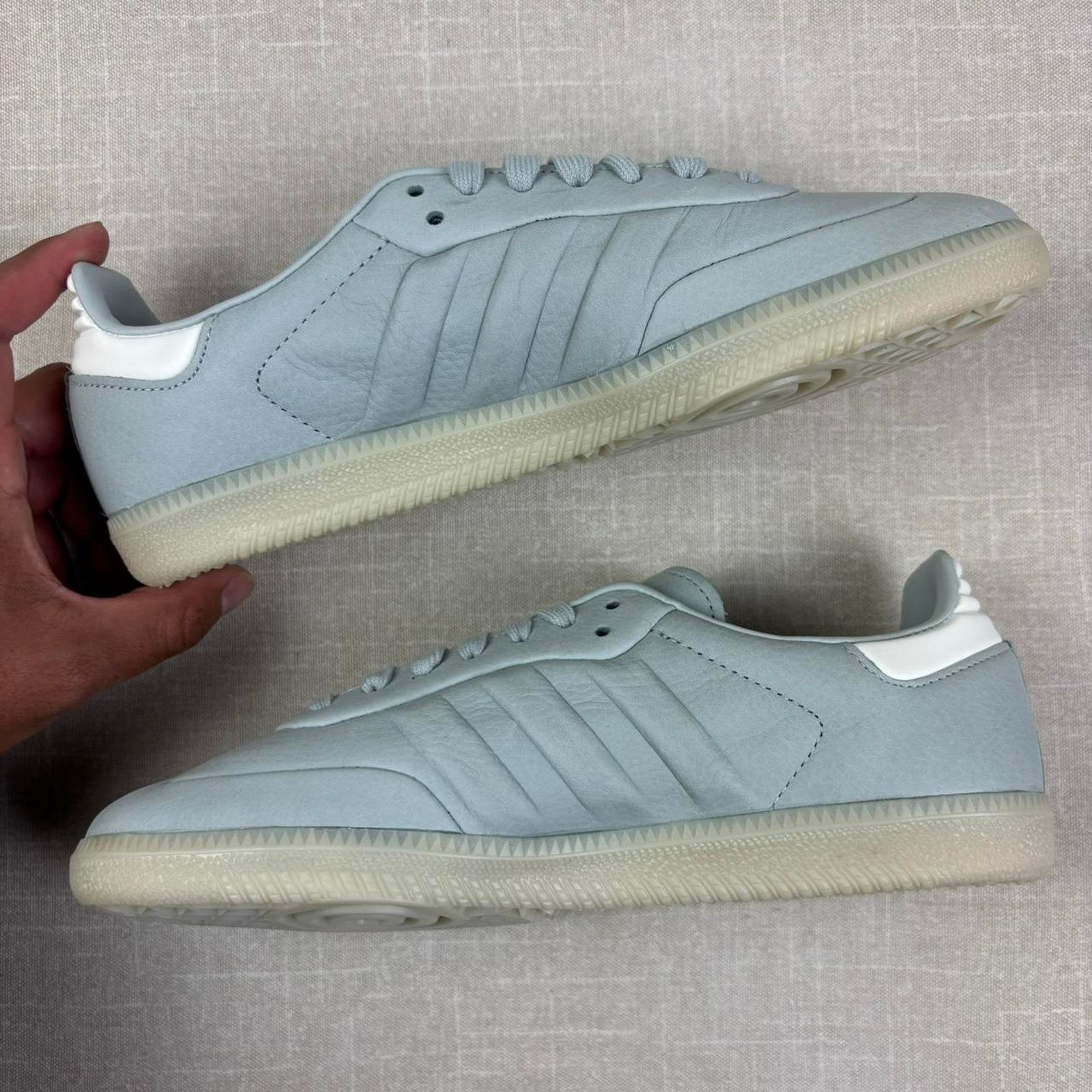 Adidas 🧑‍🚀 Adidas Samba “Wonder Silver” 7W Size US 7 / IT 37 - 4 Thumbnail