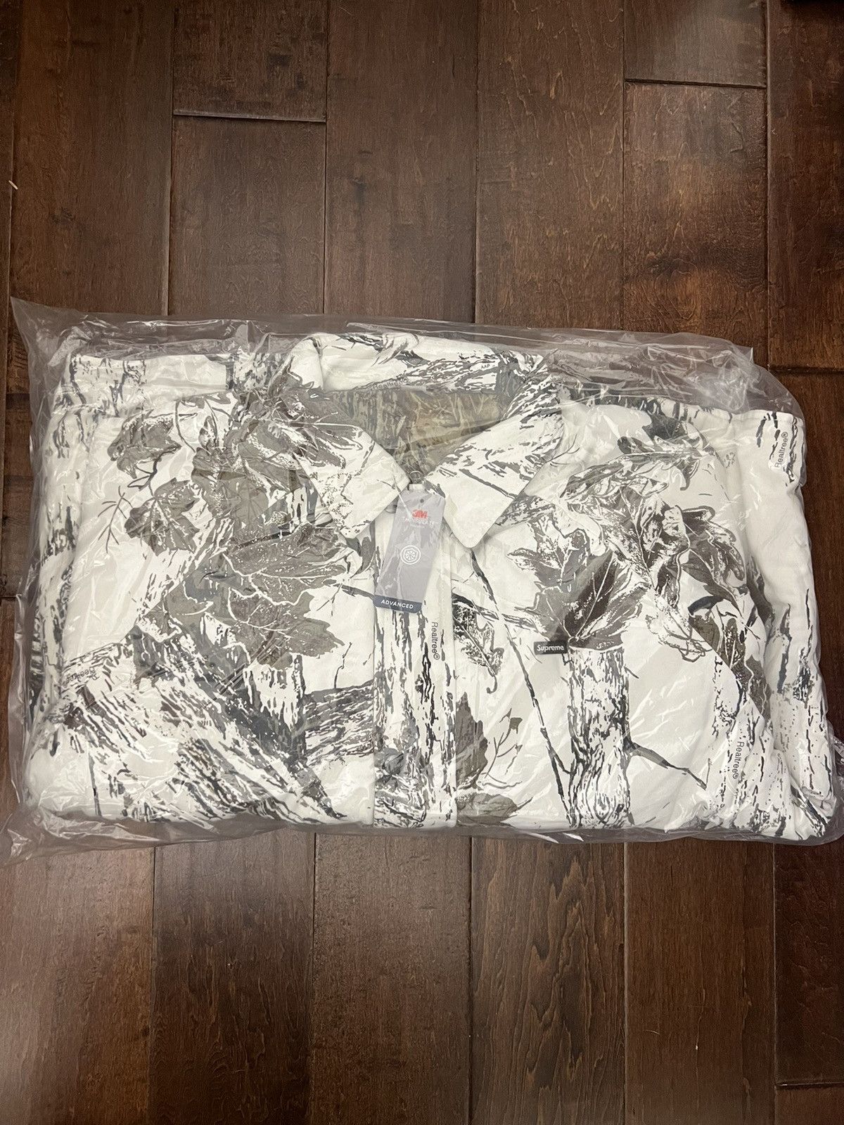 Supreme Supreme SS24 RealTree Camo Reversible Work Jacket Size XL Size US XL / EU 56 / 4 - 1 Thumbnail