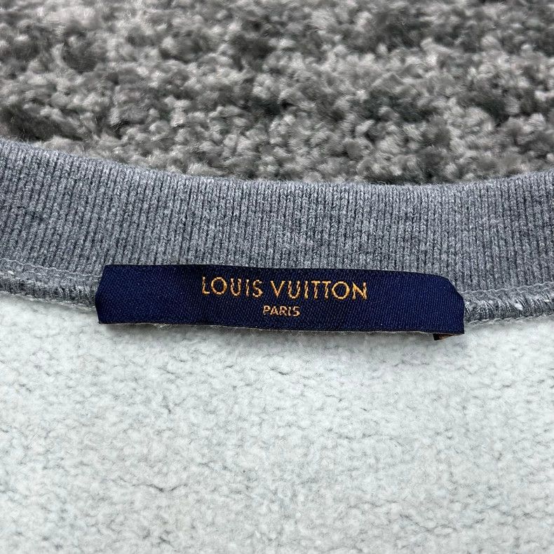 Louis Vuitton Louis Vuitton Original Sweatshirt Size US XL / EU 56 / 4 - 5 Thumbnail