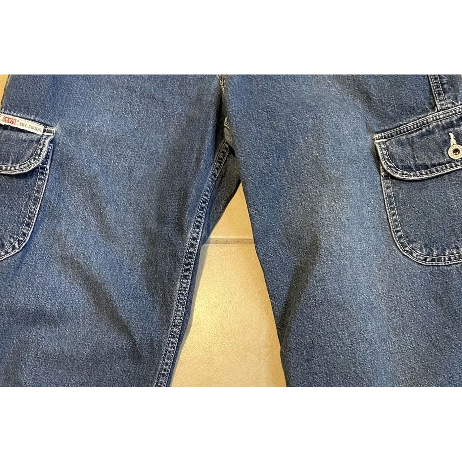Vintage VINTAGE Levis Baggy Cargo Capri Jeans 33 24 Women Blue Big Pockets Striped 90s Y2K Retro Hip Hop Punk Logo Jeans Mens Womens Boys Girls Size 24" / US 00 / IT 34 - 5 Thumbnail