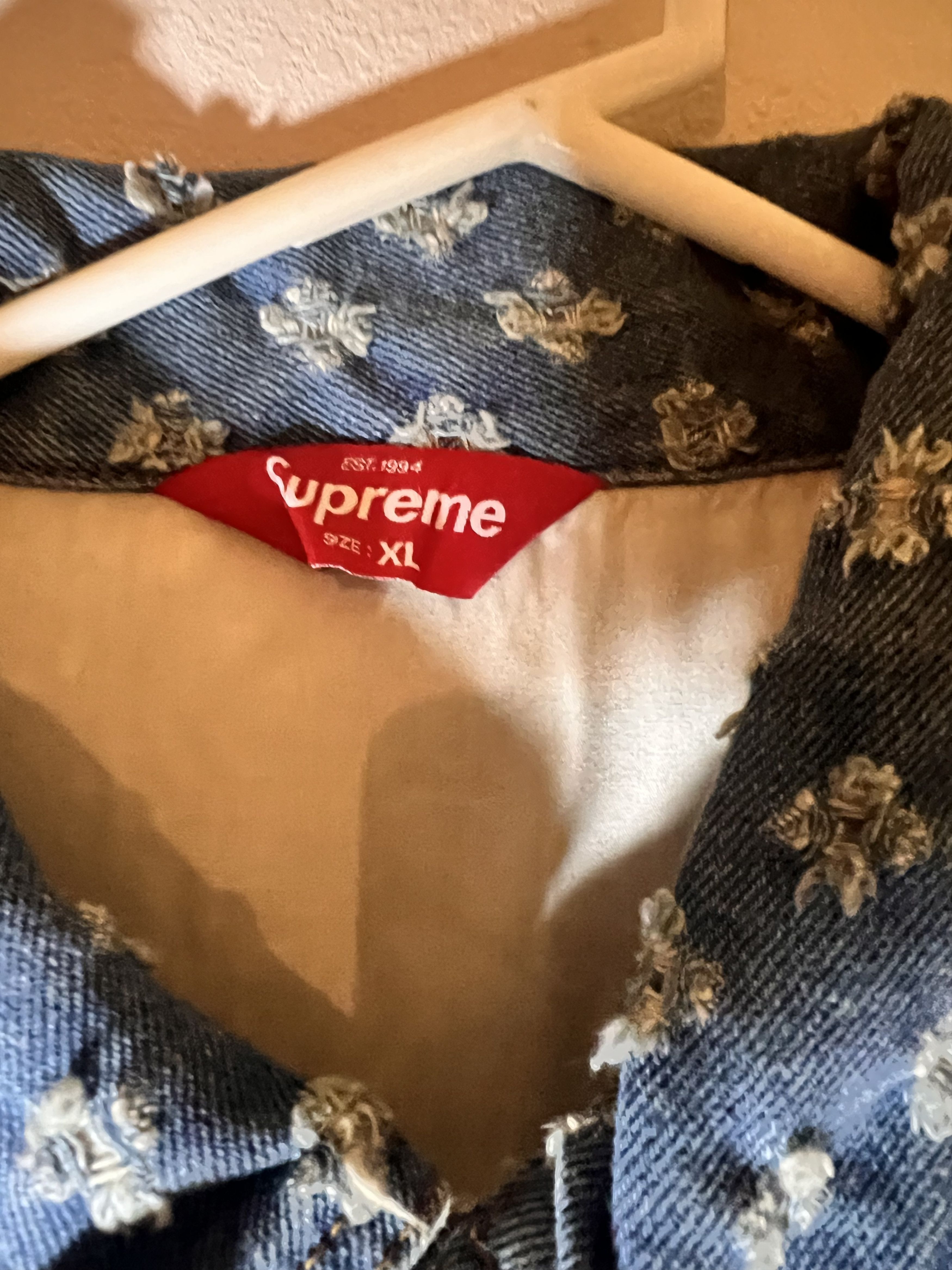 Other Supreme Hole Punch Denim Trucker Jacket Size US XL / EU 56 / 4 - 4 Thumbnail