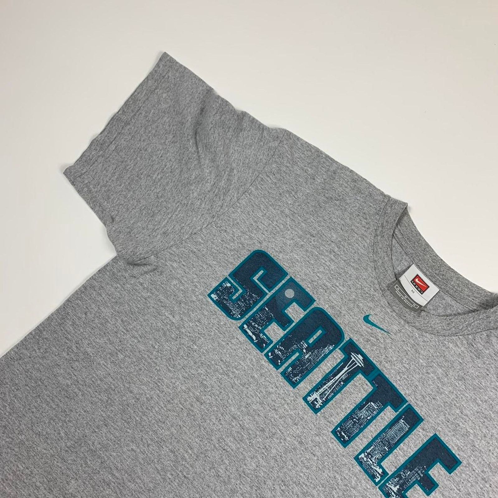 Nike Y2K Nike Seattle Center Check T Shirt Size US M / EU 48-50 / 2 - 2 Thumbnail
