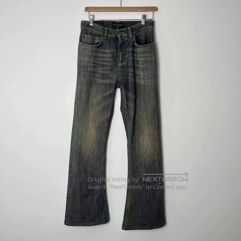 Balenciaga Balenciaga 23AW Bootcut Faded Jeans. Size US 26 / EU 42 - 1 Thumbnail