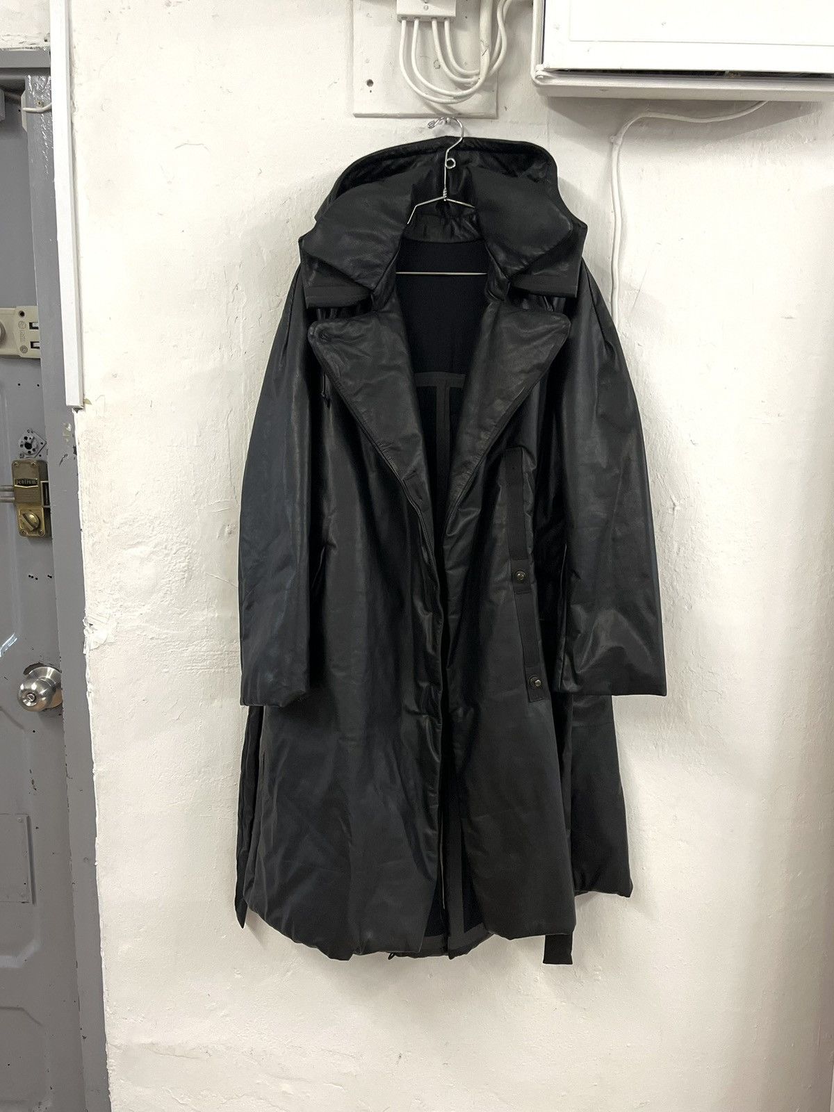 Isaac Sellam Experience ISAAC SELLAM LEATHER PADDED COAT Size US M / EU 48-50 / 2 - 5 Thumbnail