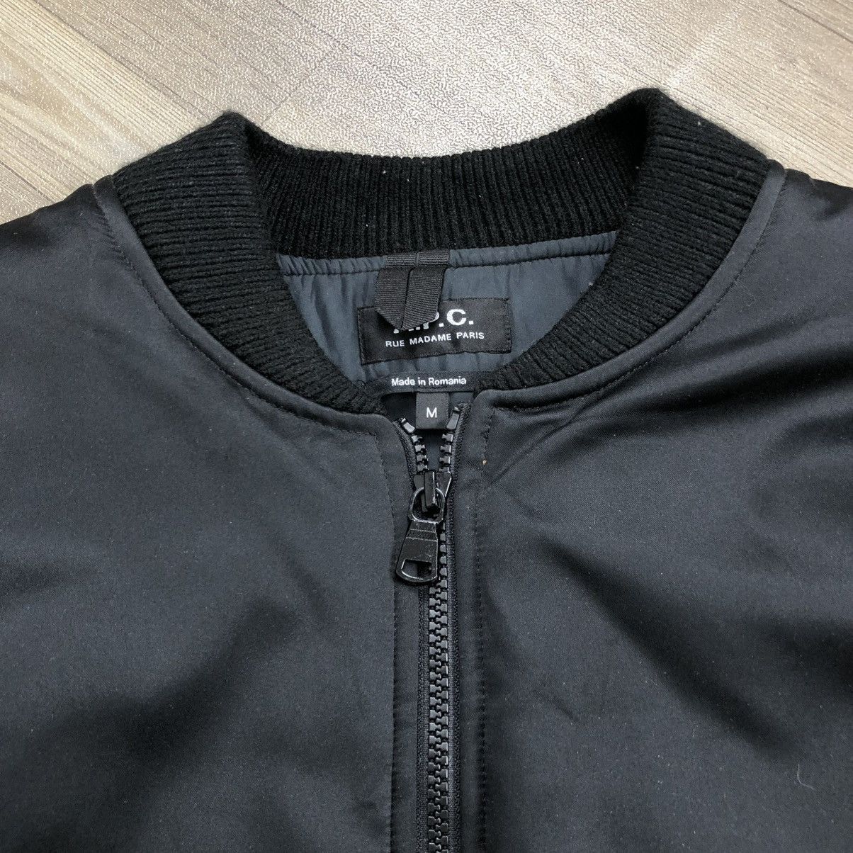 A.P.C. 2000s A.P.C. Ned Quilted Black Bomber Jacket Size US M / EU 48-50 / 2 - 3 Thumbnail