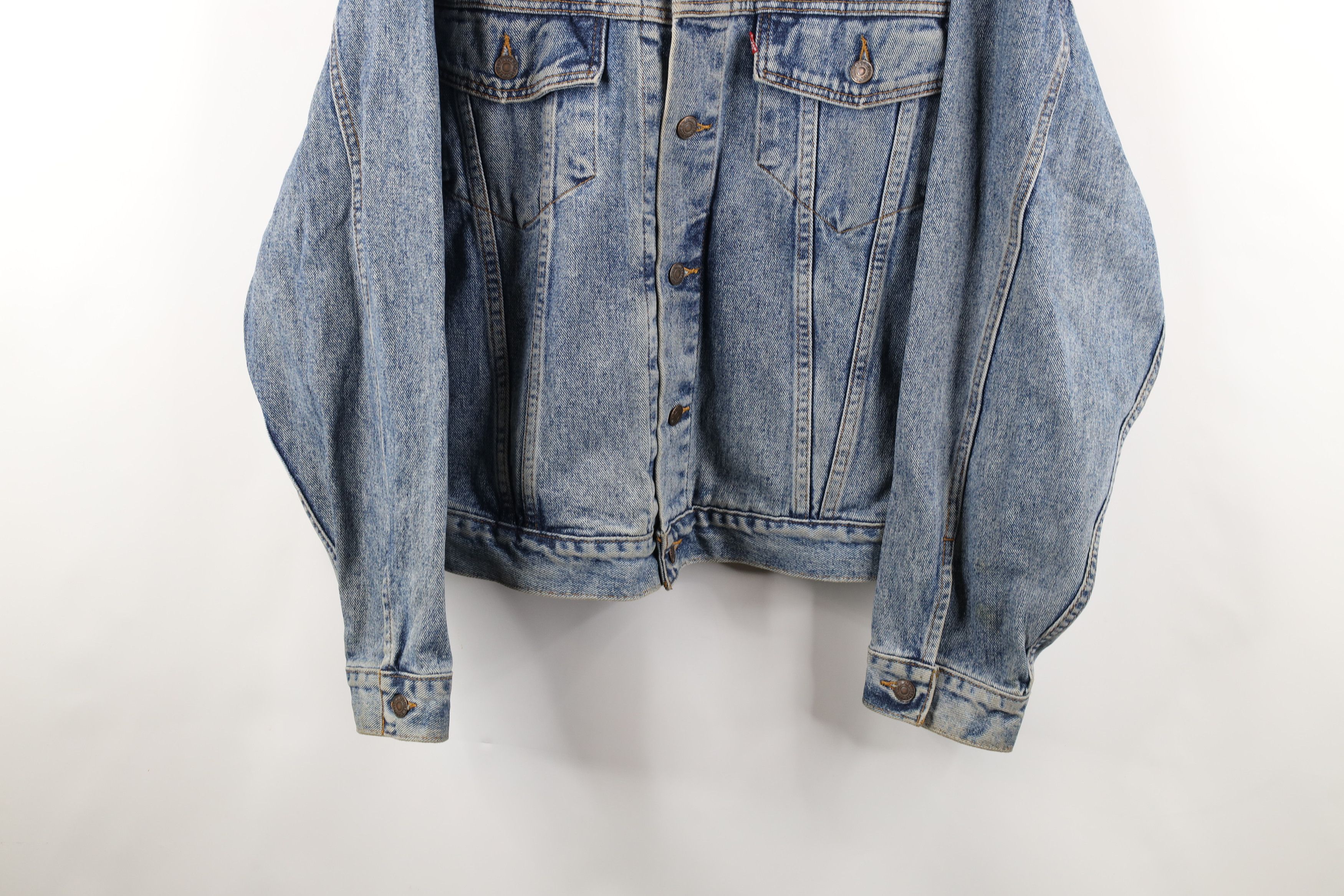 Levi's Vintage 90s Levis Spell Out Denim Trucker Jacket Blue USA Size US L / EU 52-54 / 3 - 3 Thumbnail