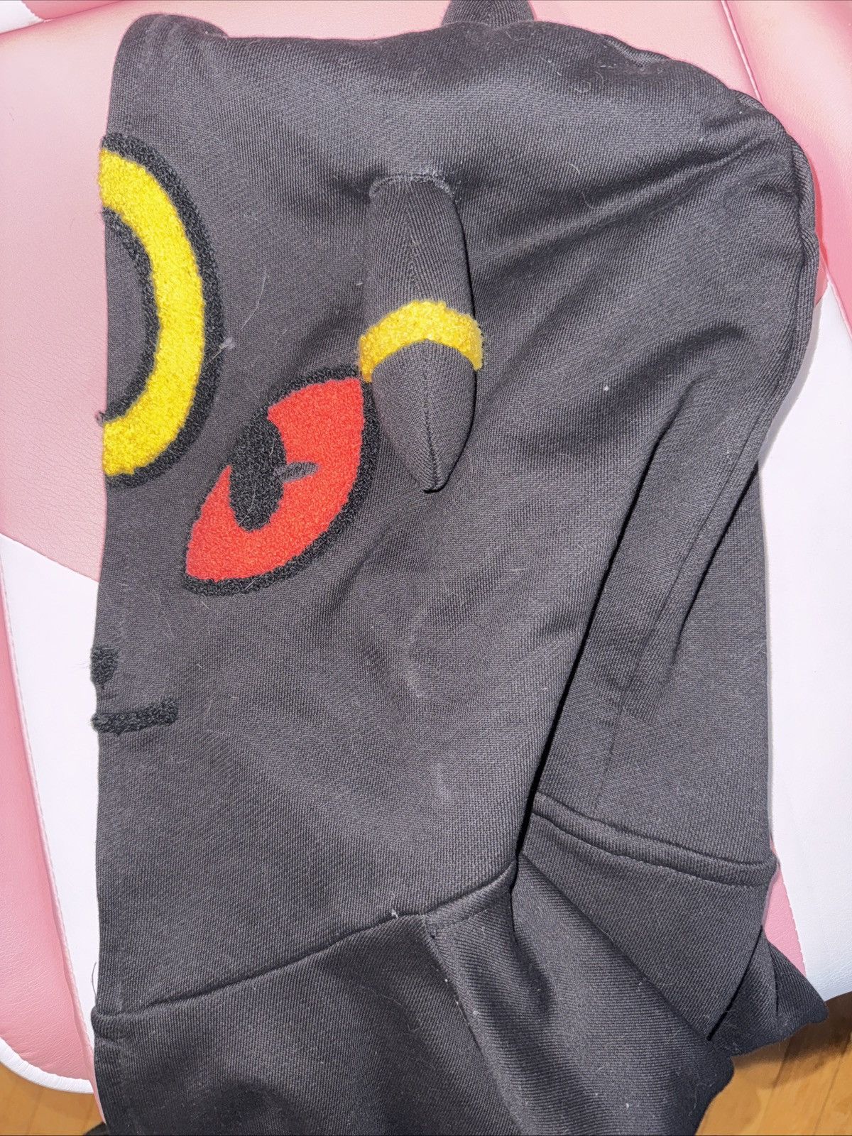 Kanto Starter Kanto starter Umbreon sold out Size US M / EU 48-50 / 2 - 4 Thumbnail