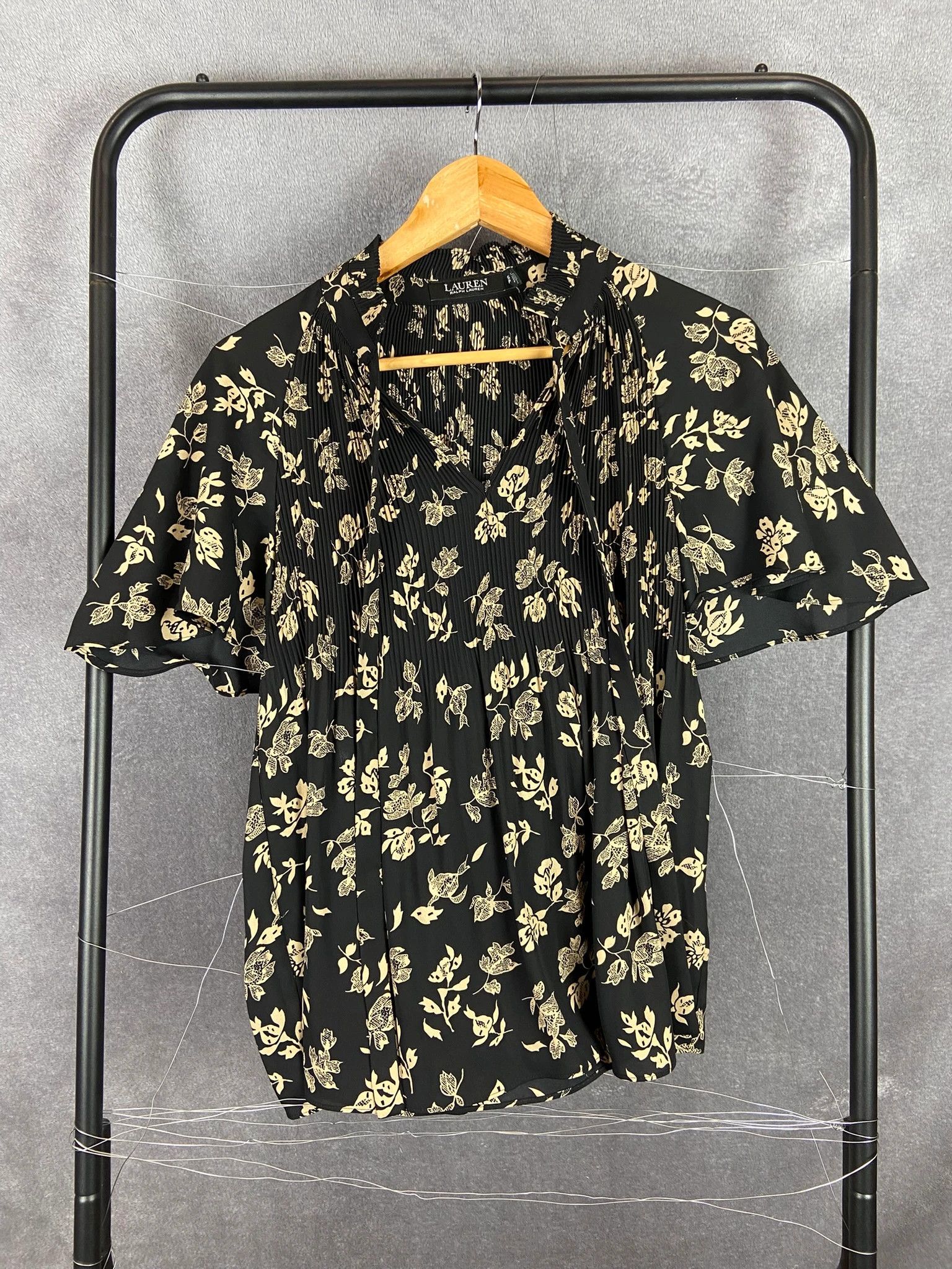 Polo Ralph Lauren Ralph Lauren Floral Blouse – Pleated, Black/Gold S Size S / US 4 / IT 40 - 1 Thumbnail