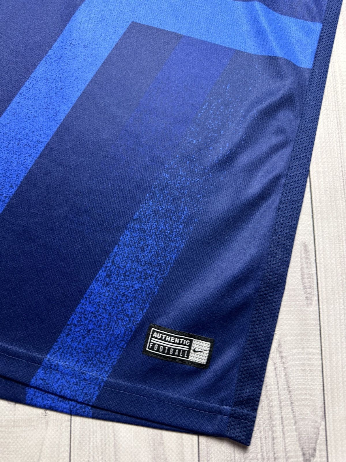 Other Vintage Nike PSG soccer jersey Paris size M rare Size US M / EU 48-50 / 2 - 4 Thumbnail