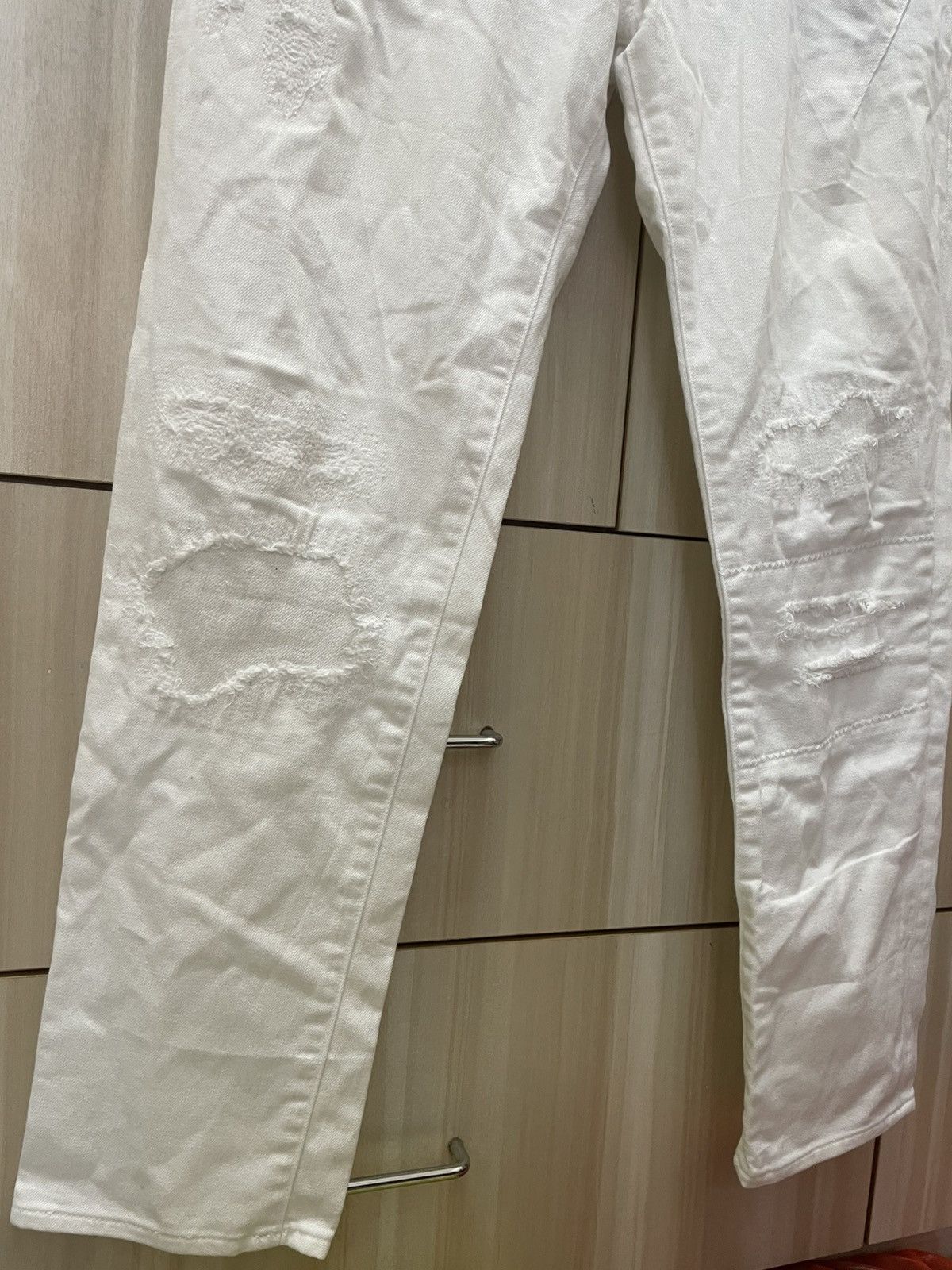 Number (N)ine Number Nine x Loveless Guild Prime White Distressed Jeans Size US 33 - 2 Thumbnail