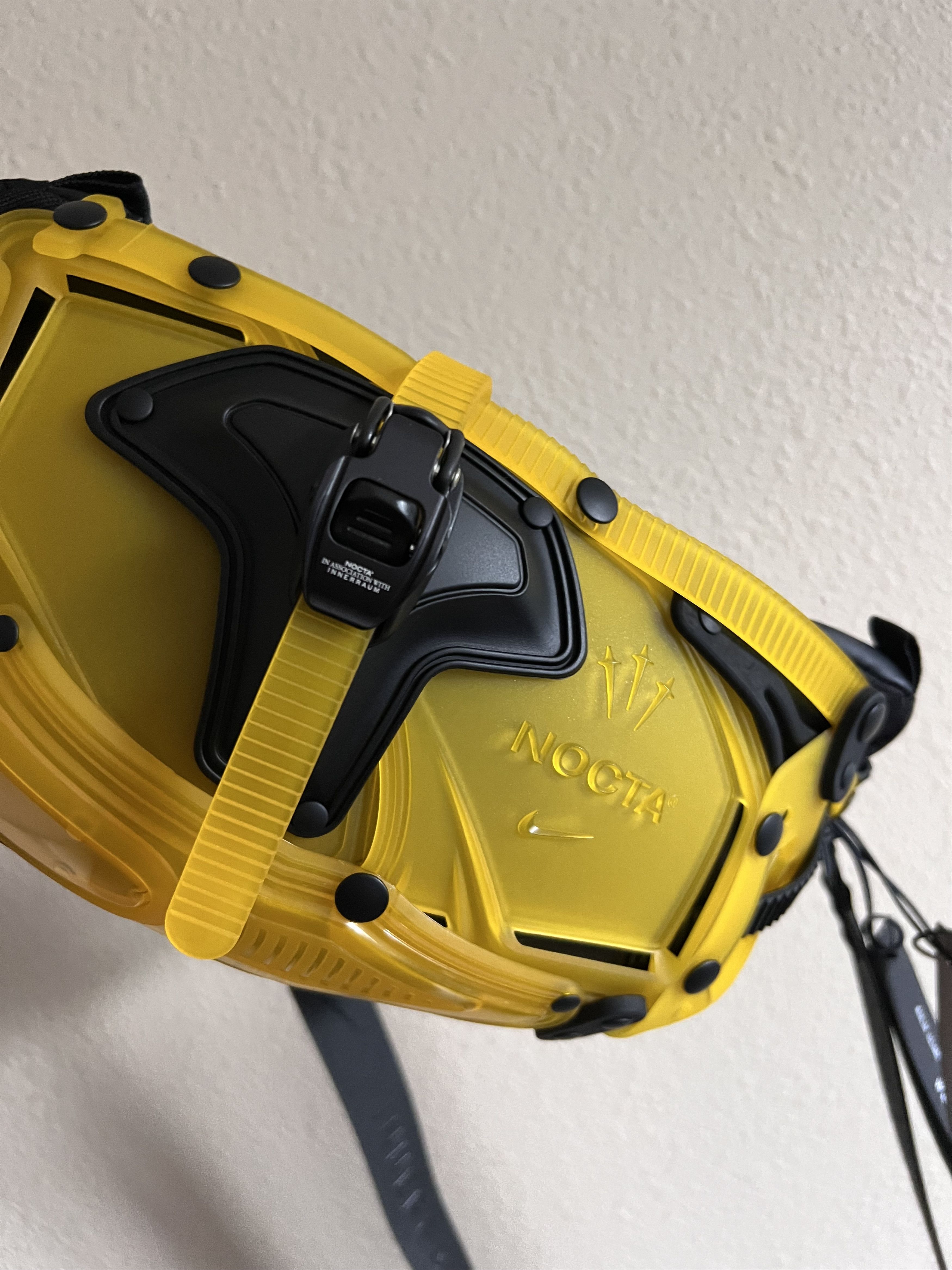 Innerraum F&F Nike NOCTA Innerraum Tour Bag in Black Yellow Size ONE SIZE - 4 Thumbnail