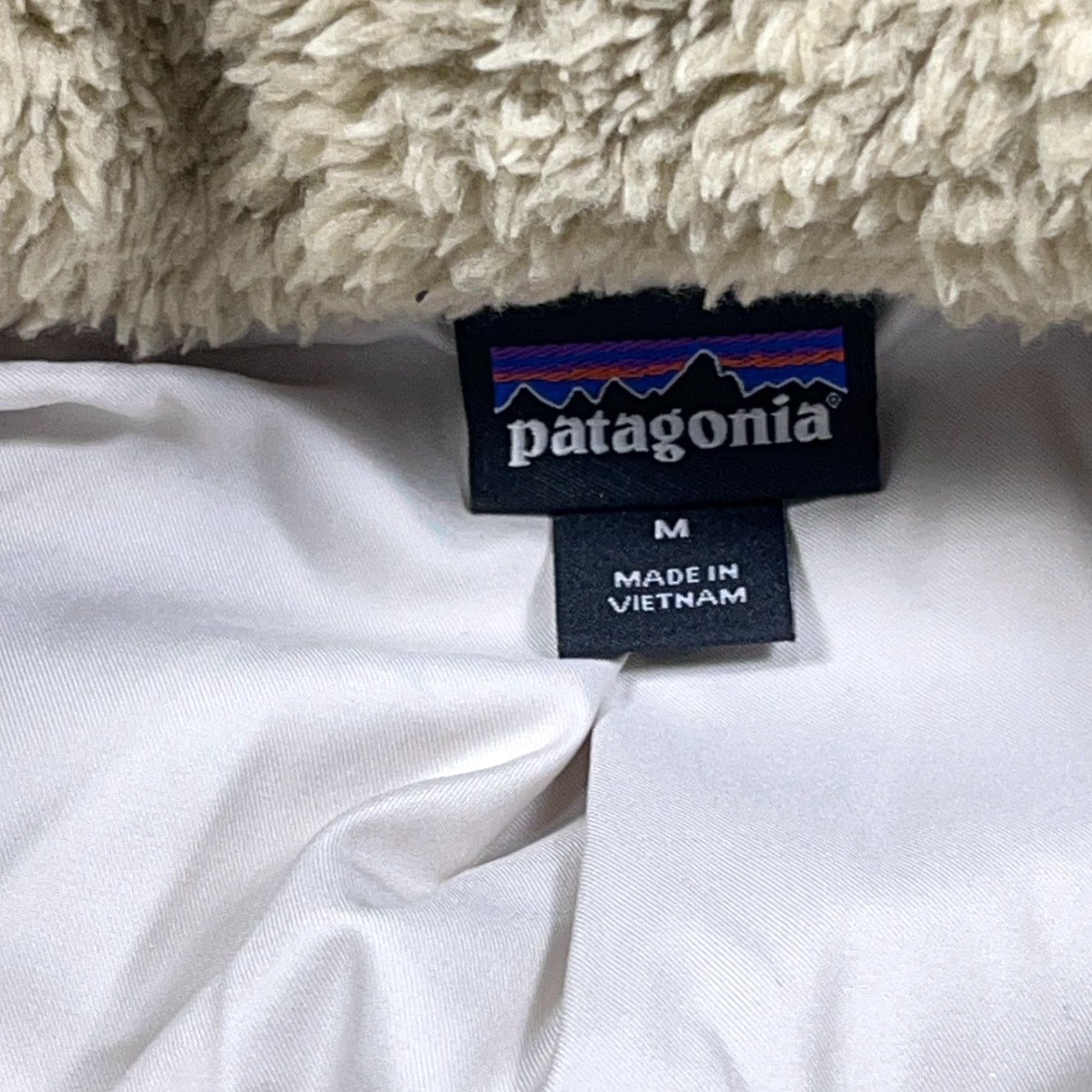 Patagonia Patagonia Vest Women Medium Tan Full Zip Fleece Pocketed No Pocket Los Gatos Outdoor Casual Travel Size M / US 6-8 / IT 42-44 - 4 Thumbnail