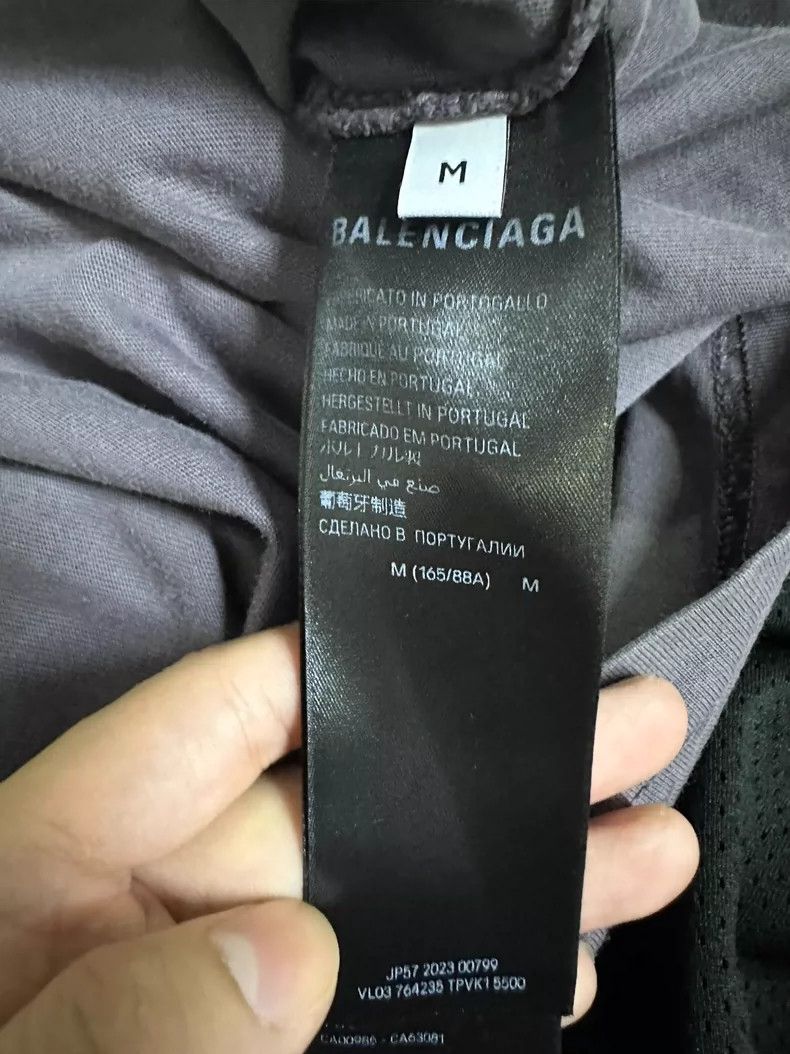 Balenciaga Balenciaga FW23 Short Sleeve Size US M / EU 48-50 / 2 - 4 Thumbnail