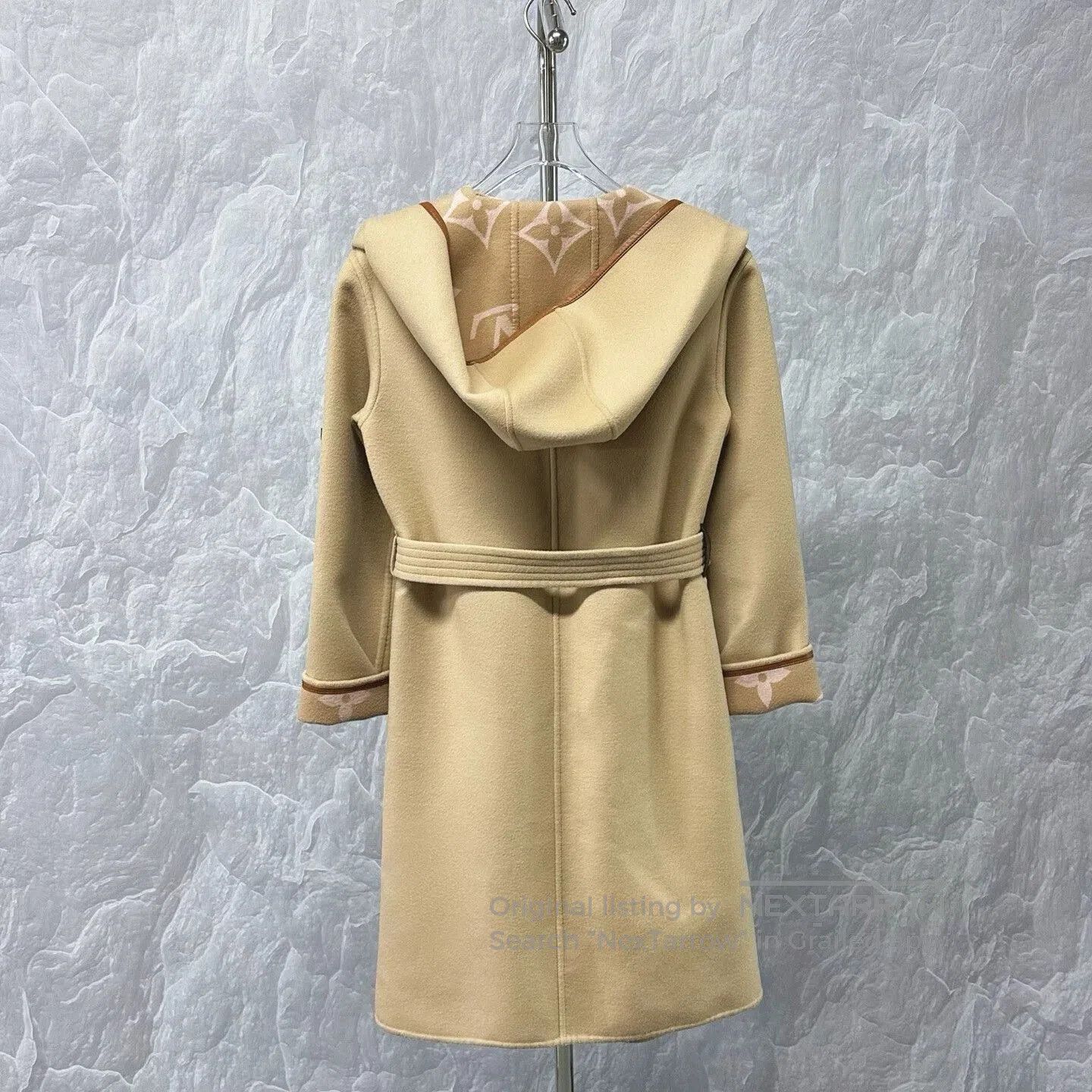 Louis Vuitton louis vuitton hooded cashmere coat. Size XS / US 0-2 / IT 36-38 - 5 Thumbnail