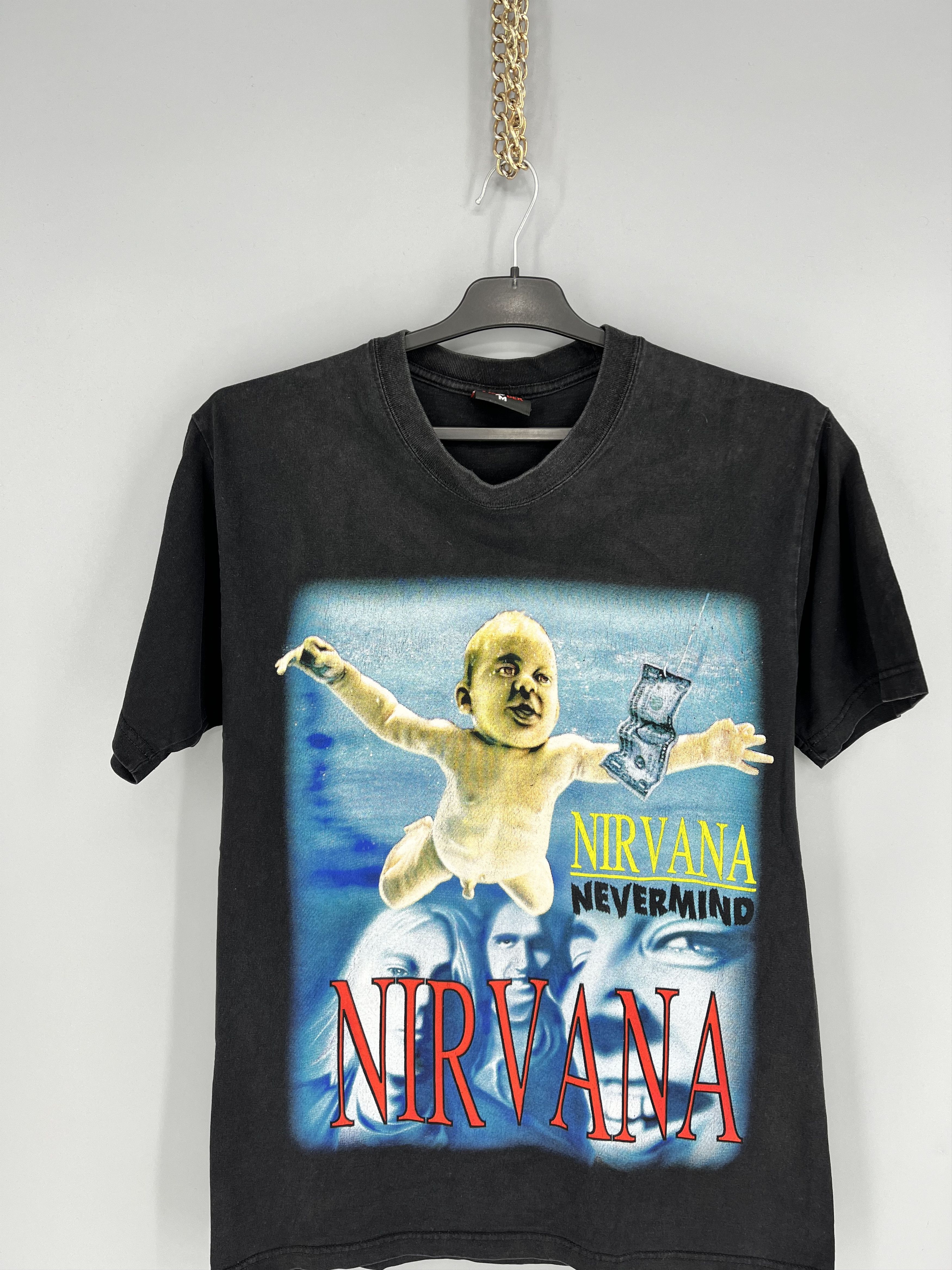 Band Tees Vintage Nirvana NEVERMIND Bootleg Band Shirt Size US M / EU 48-50 / 2 - 7 Thumbnail